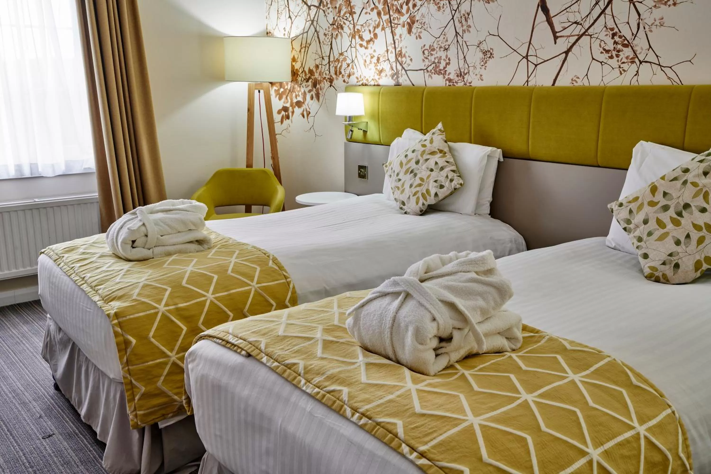 Executive Twin Room in Holiday Inn Corby Kettering A43 by IHG