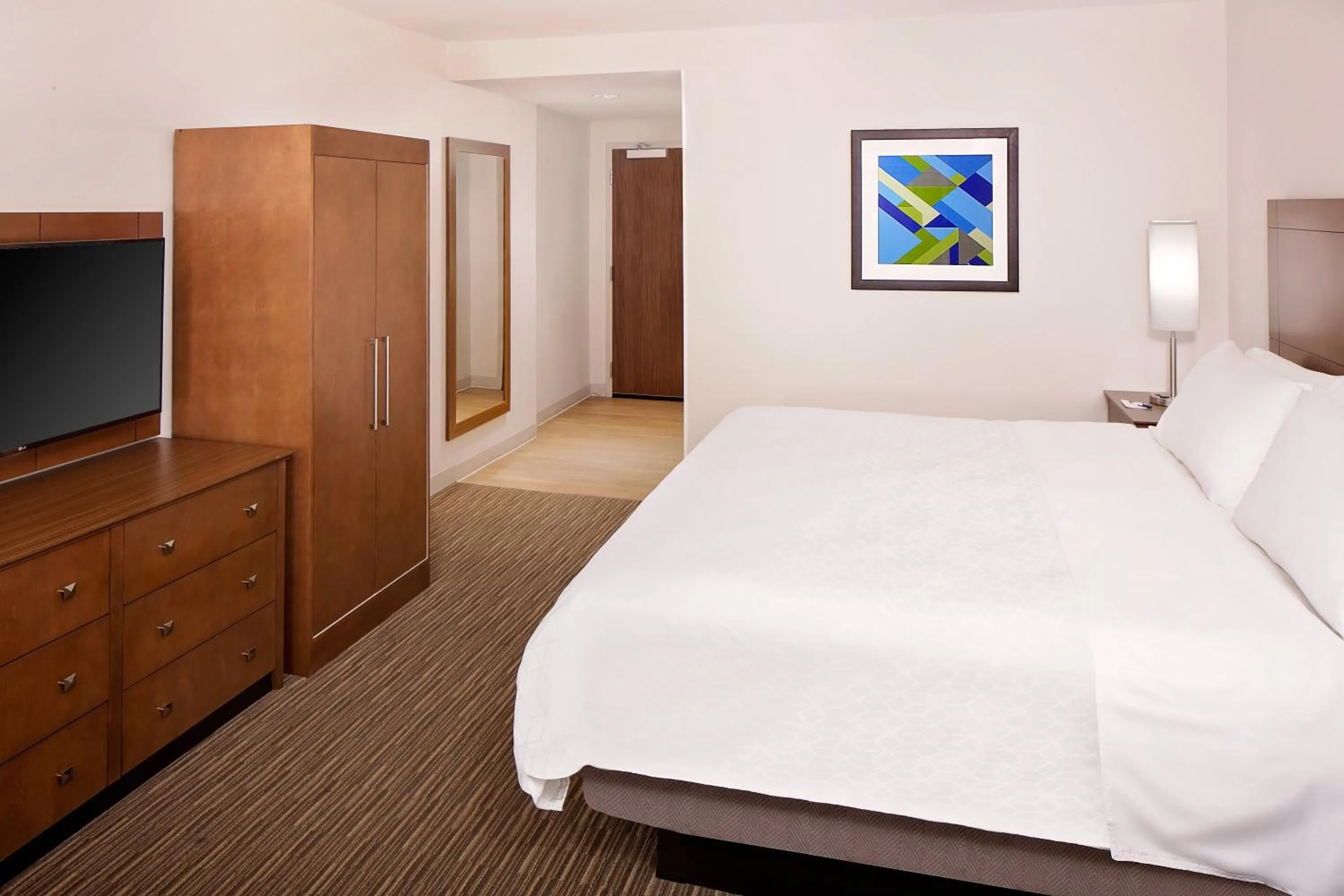 Deluxe King Room - Hearing Accessible  in Holiday Inn Express Hotel & Suites Austin Downtown - University by IHG