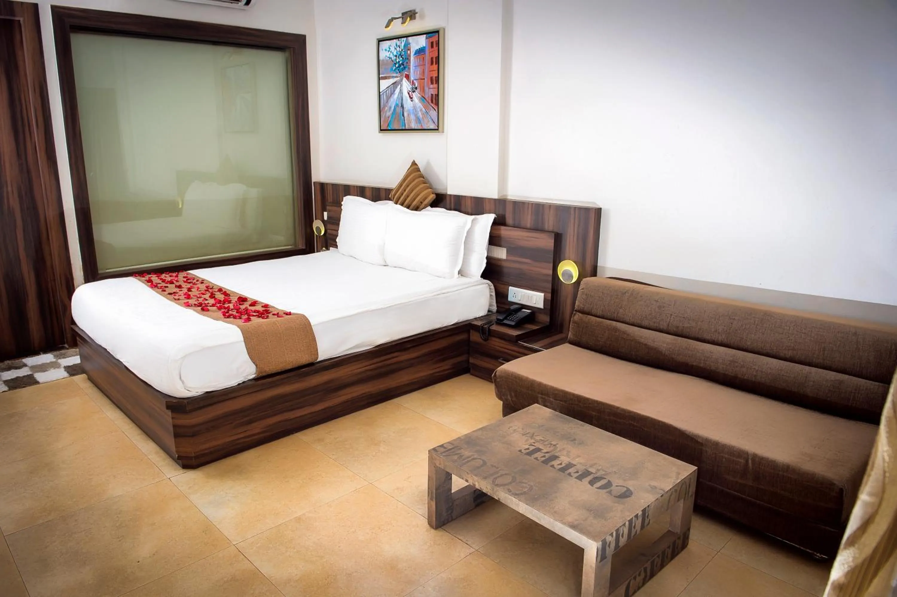 Regent Deluxe Room in Adamo the Resort