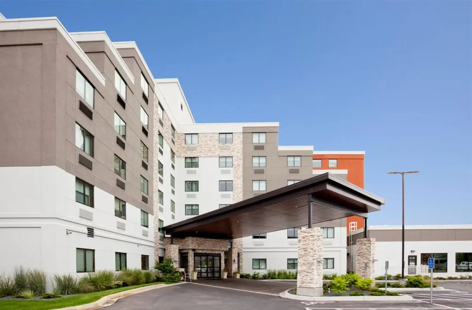 Holiday Inn Express Roseville-St. Paul by IHG Holiday Inn Express Roseville-St. Paul by IHG