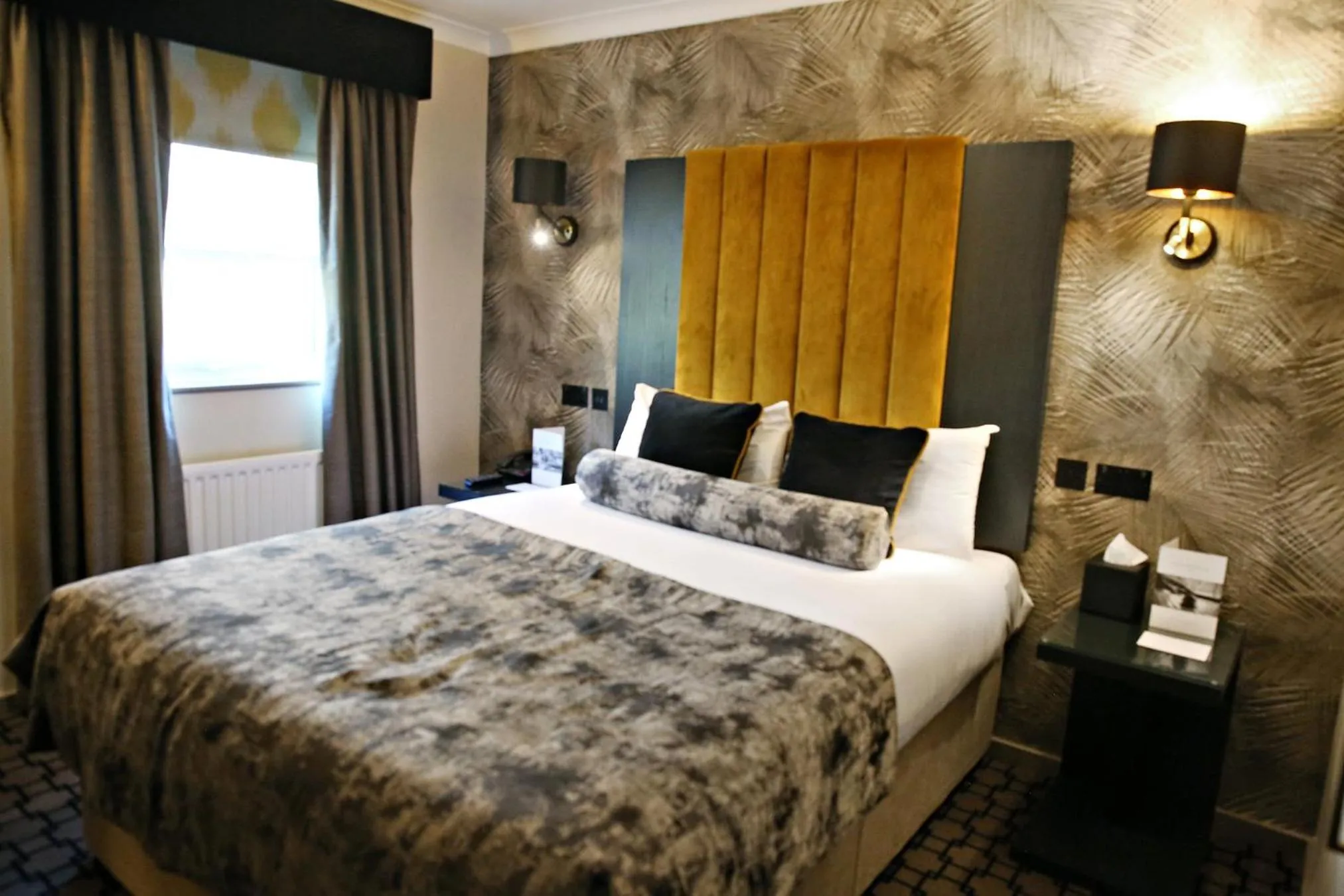 Accessible Double Room in Denham Grove