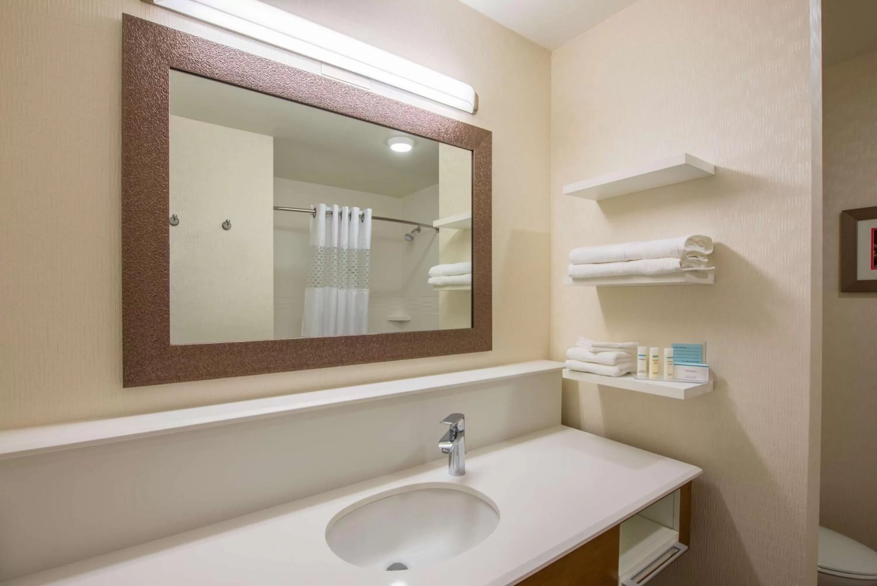 Queen Room with Two Queen Beds - Non-Smoking in Hampton Inn & Suites Phoenix - East Mesa in Gilbert