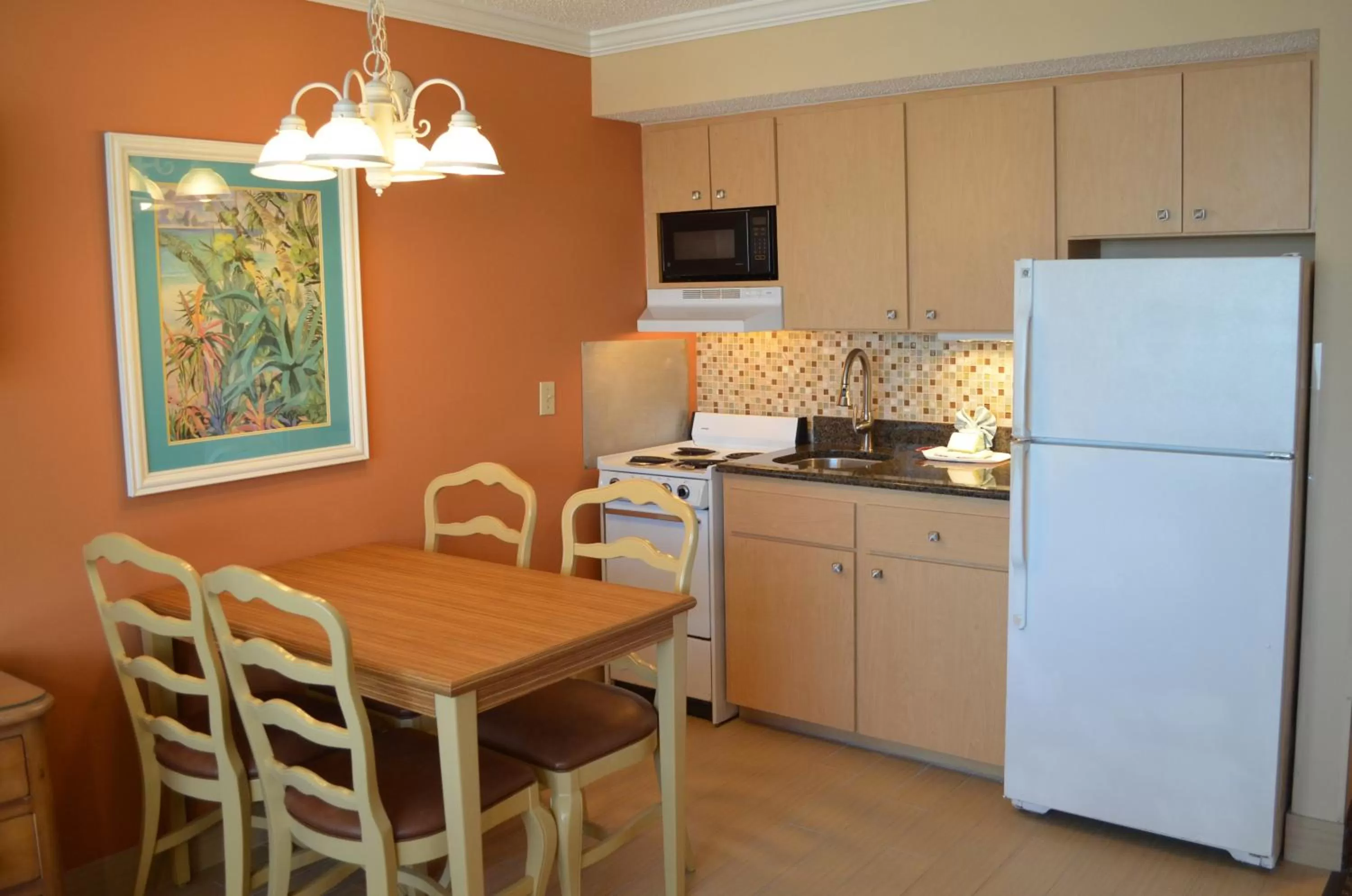 One Bedroom Double Suite - Non-Smoking in Sun Viking Lodge - Daytona Beach