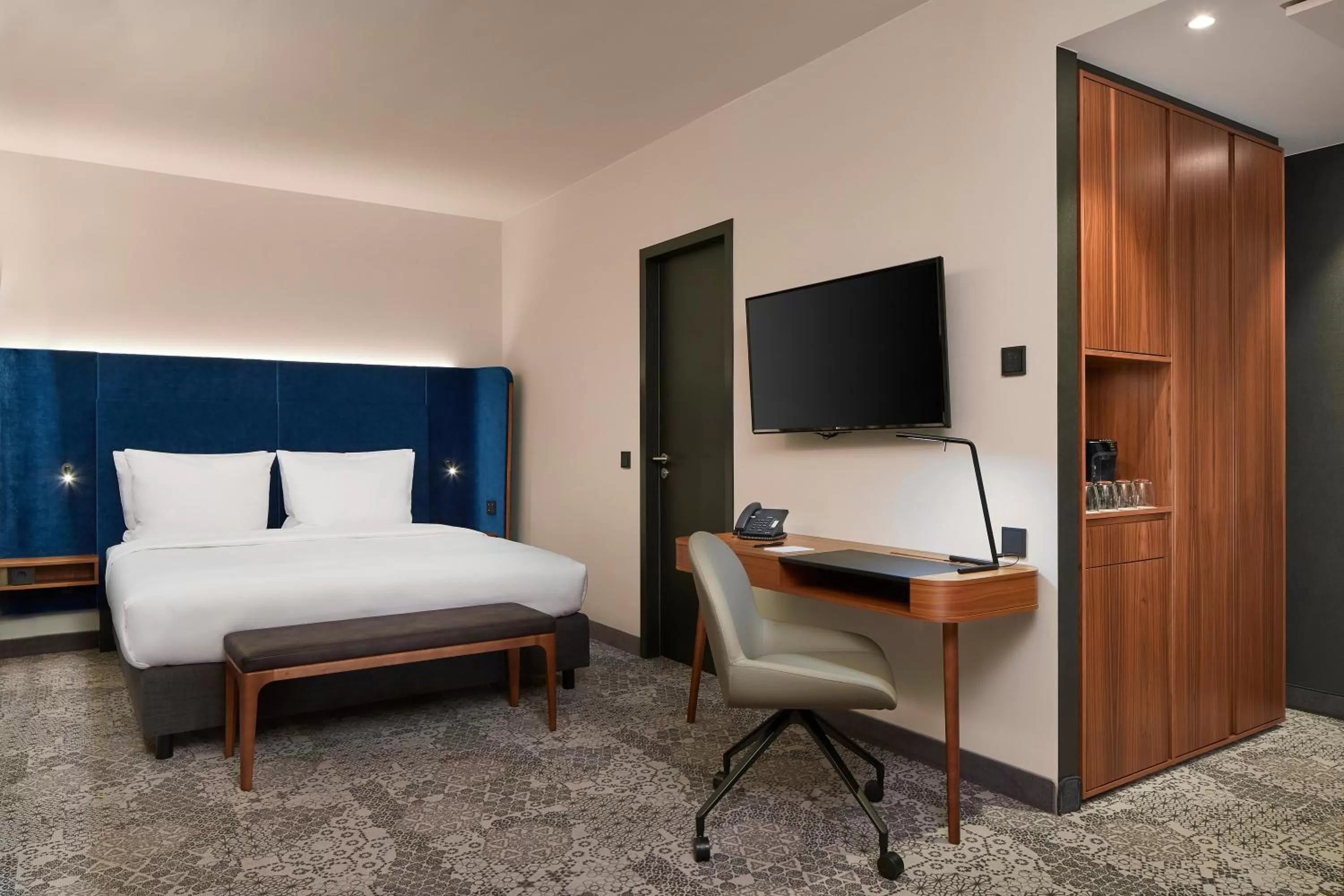 Studio with Balcony in HYPERION Hotel München