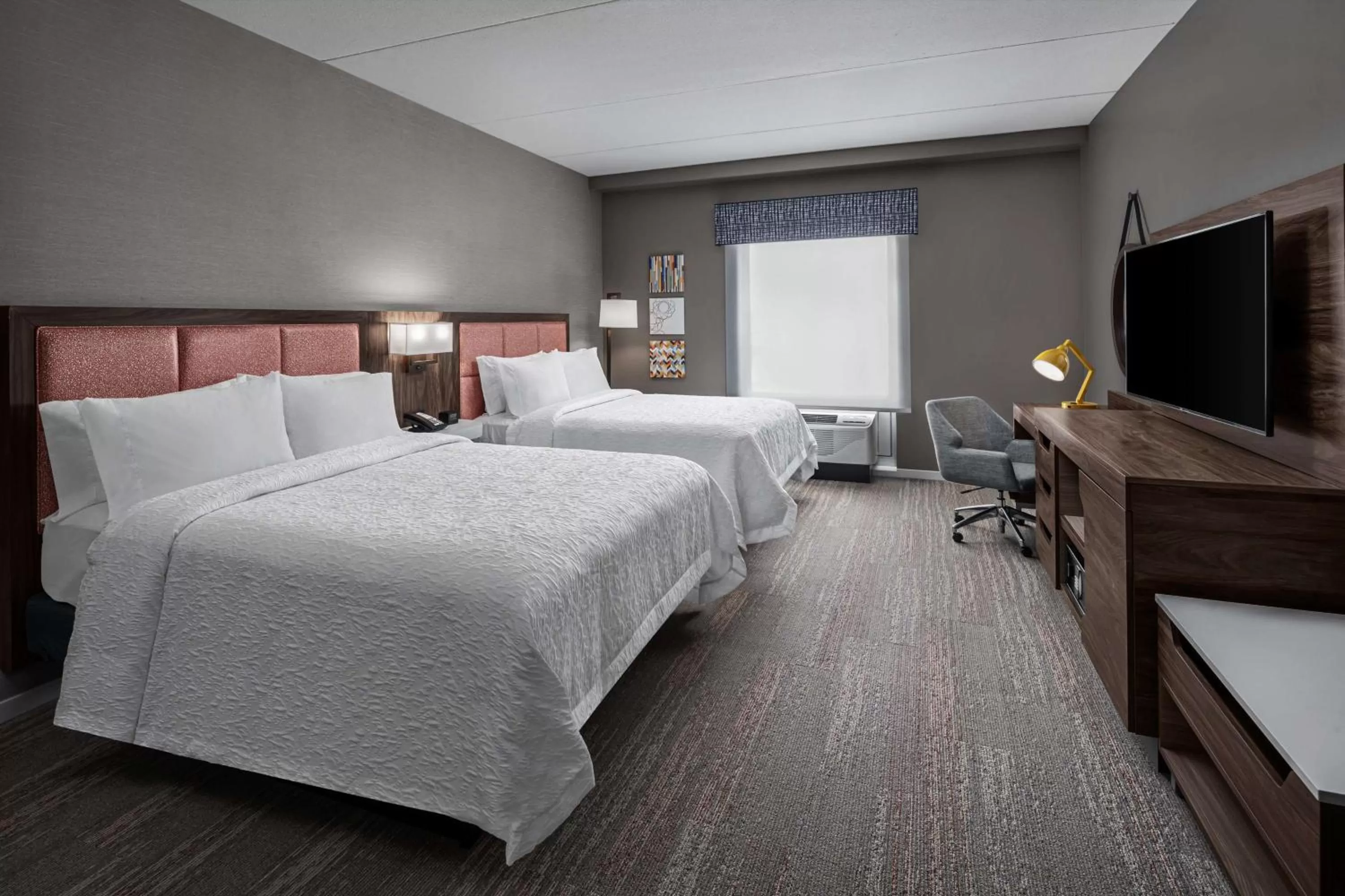 Queen Room with Two Queen Beds and Roll-In Shower - Mobility and Hearing Access/Non-Smoking in Hampton Inn Boston Woburn