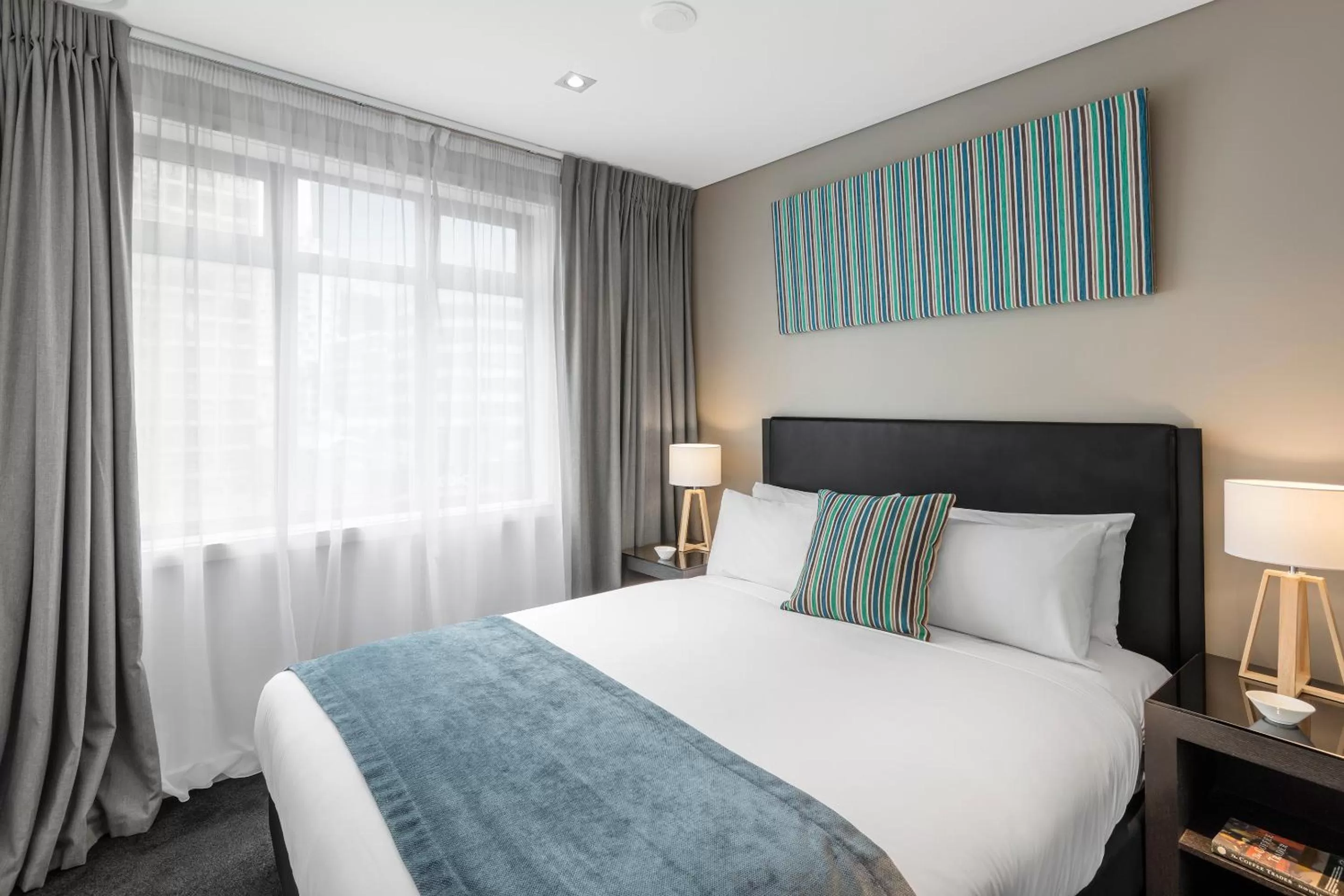 Two-Bedroom Family Apartment in Oaks Auckland Hotel