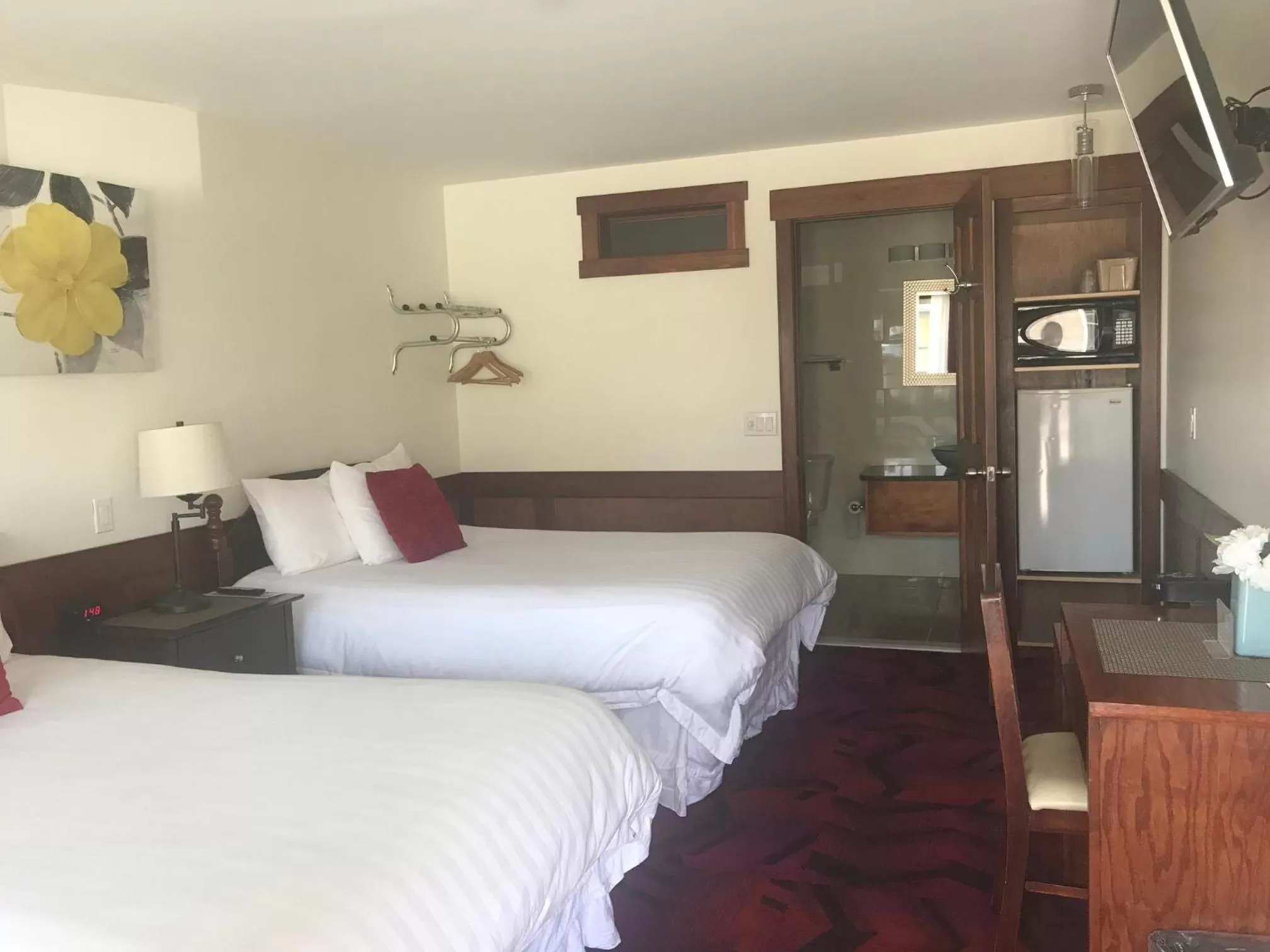 Double Room with Two Double Beds in Atlantic Coast Inn