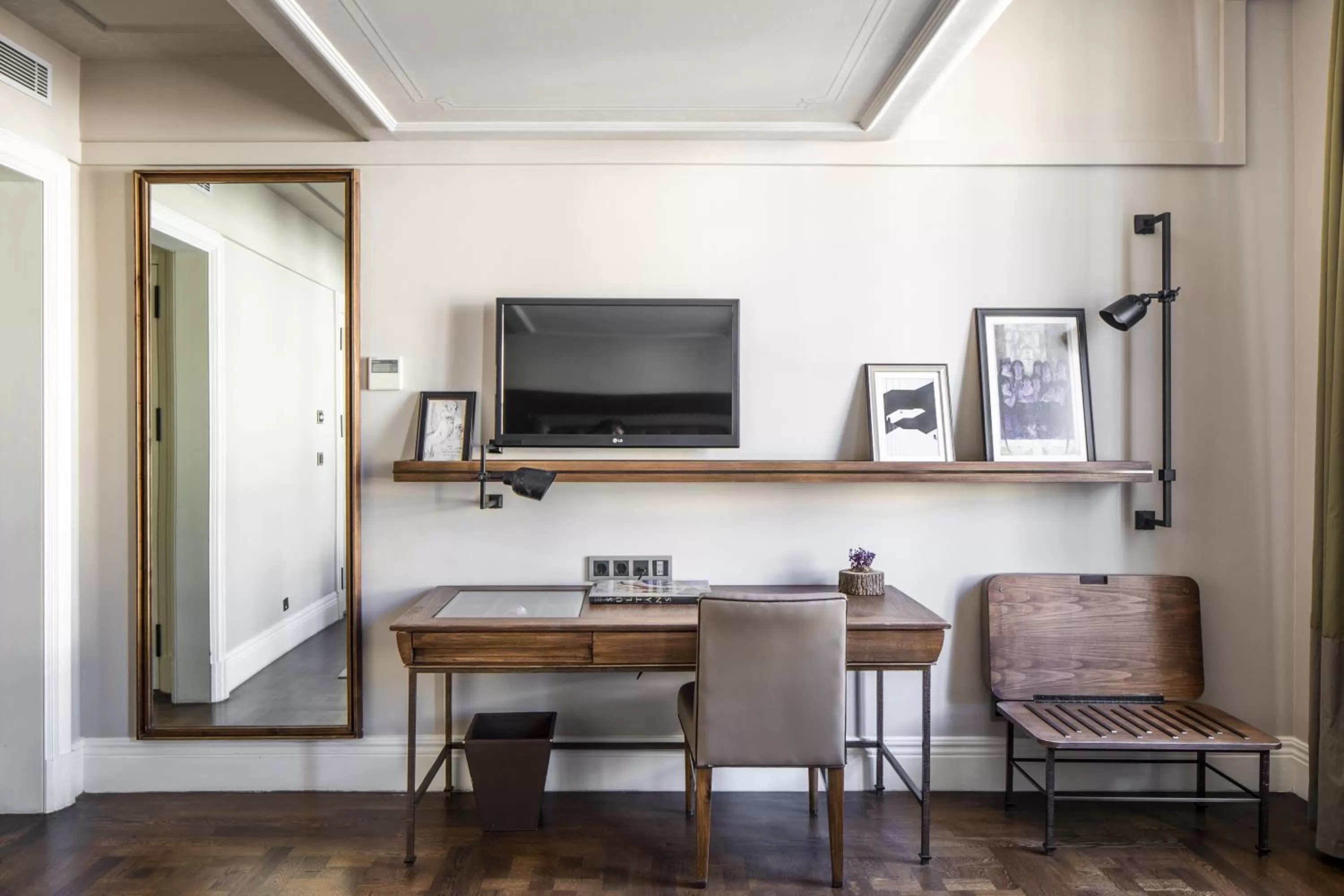 Deluxe King Room in The Bank Hotel Istanbul, a Member of Design Hotels