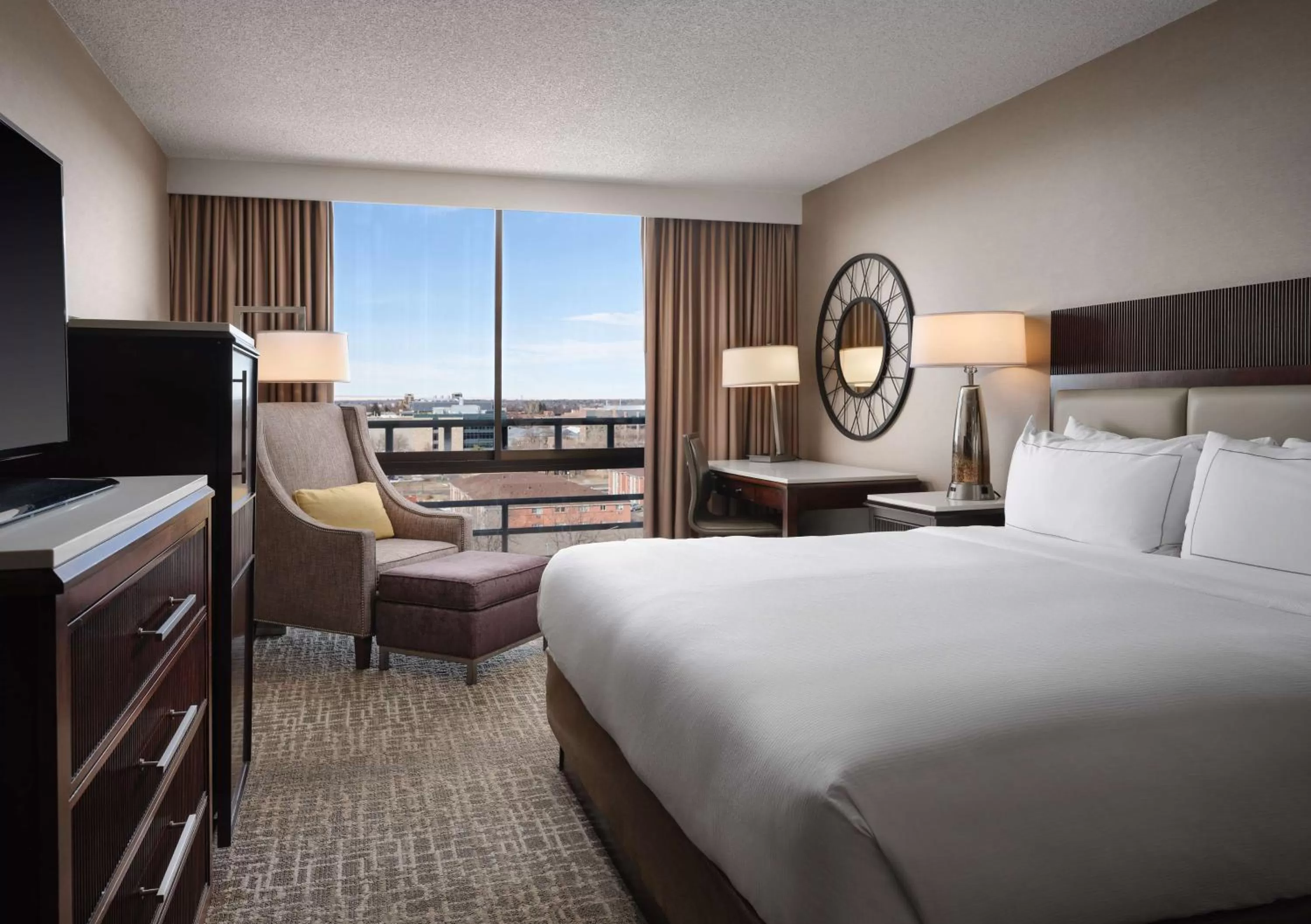 Executive King Room in Hilton Fort Collins