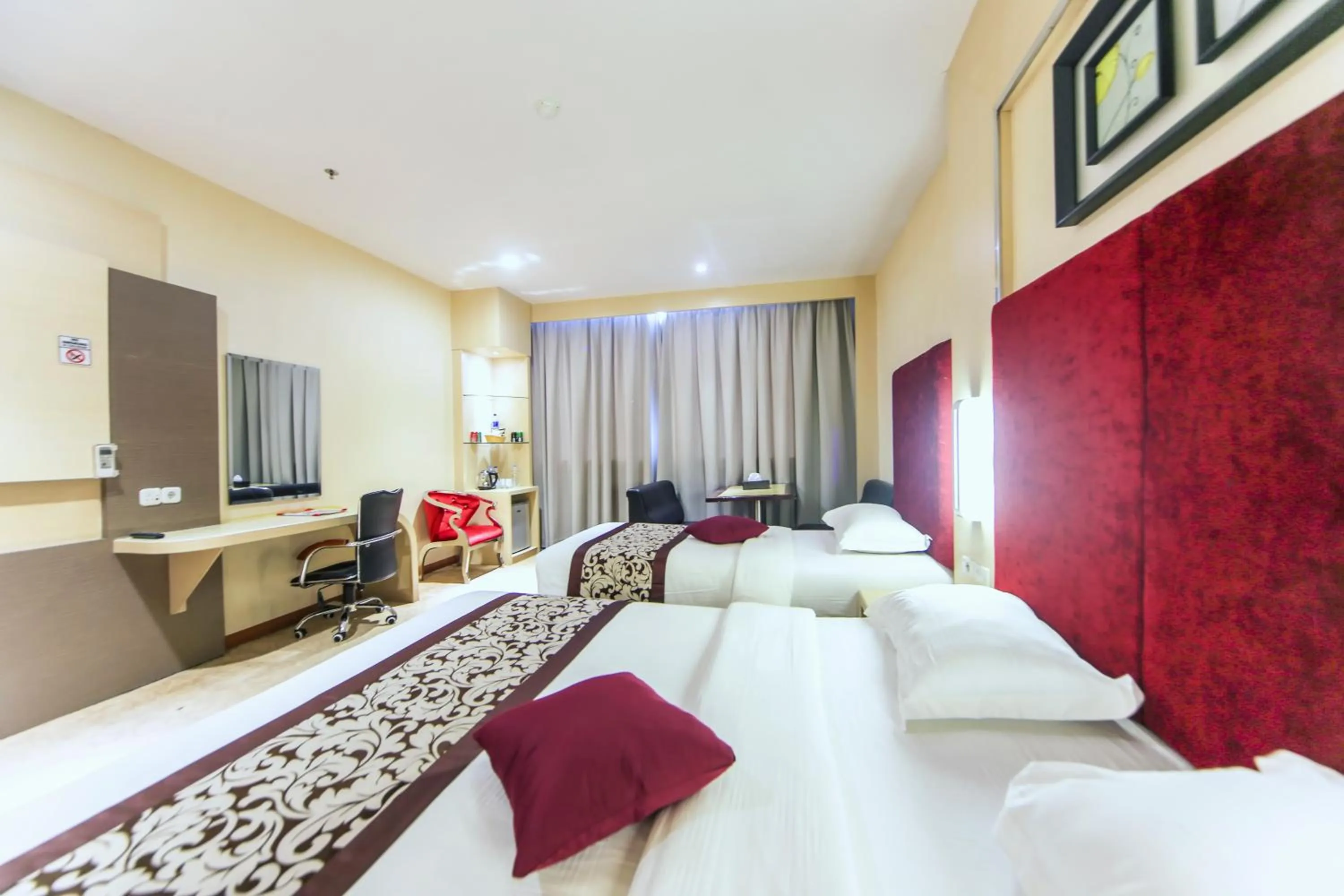Junior Suite (3 Adults) in Batam City Hotel