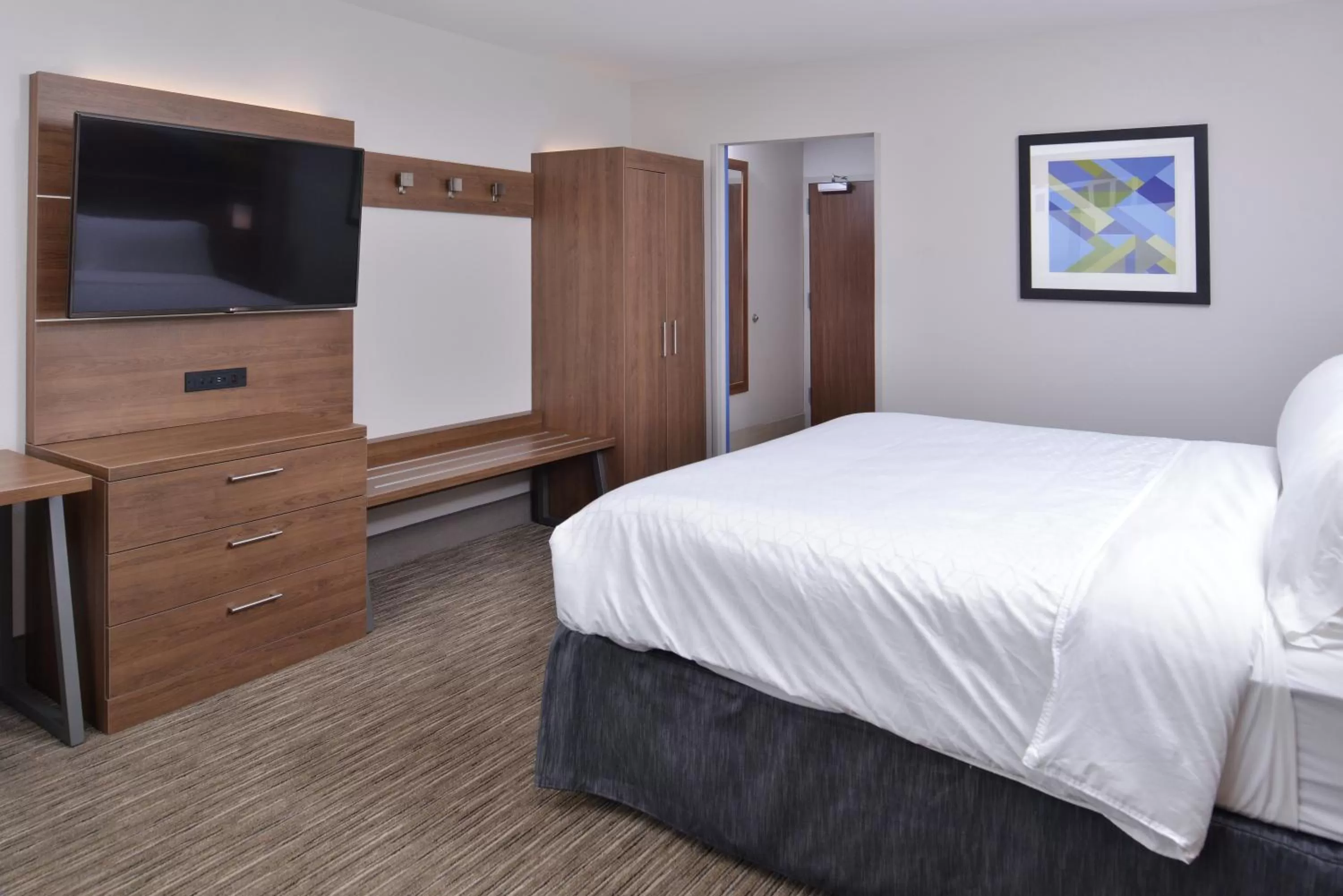 King Suite - Non-Smoking in Holiday Inn Express & Suites - Marshalltown by IHG