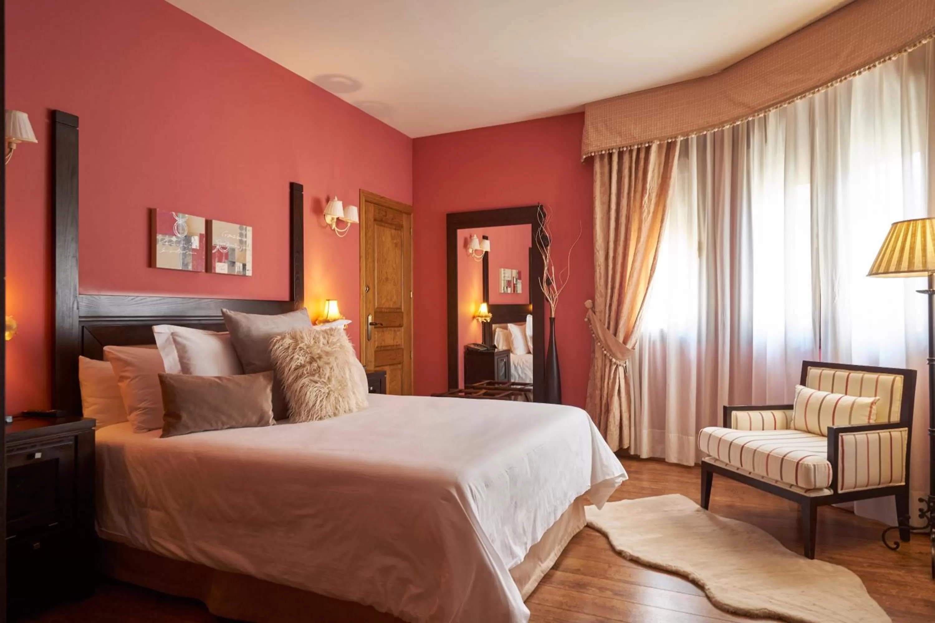 Suite with Hot Tub in Casona De Torres