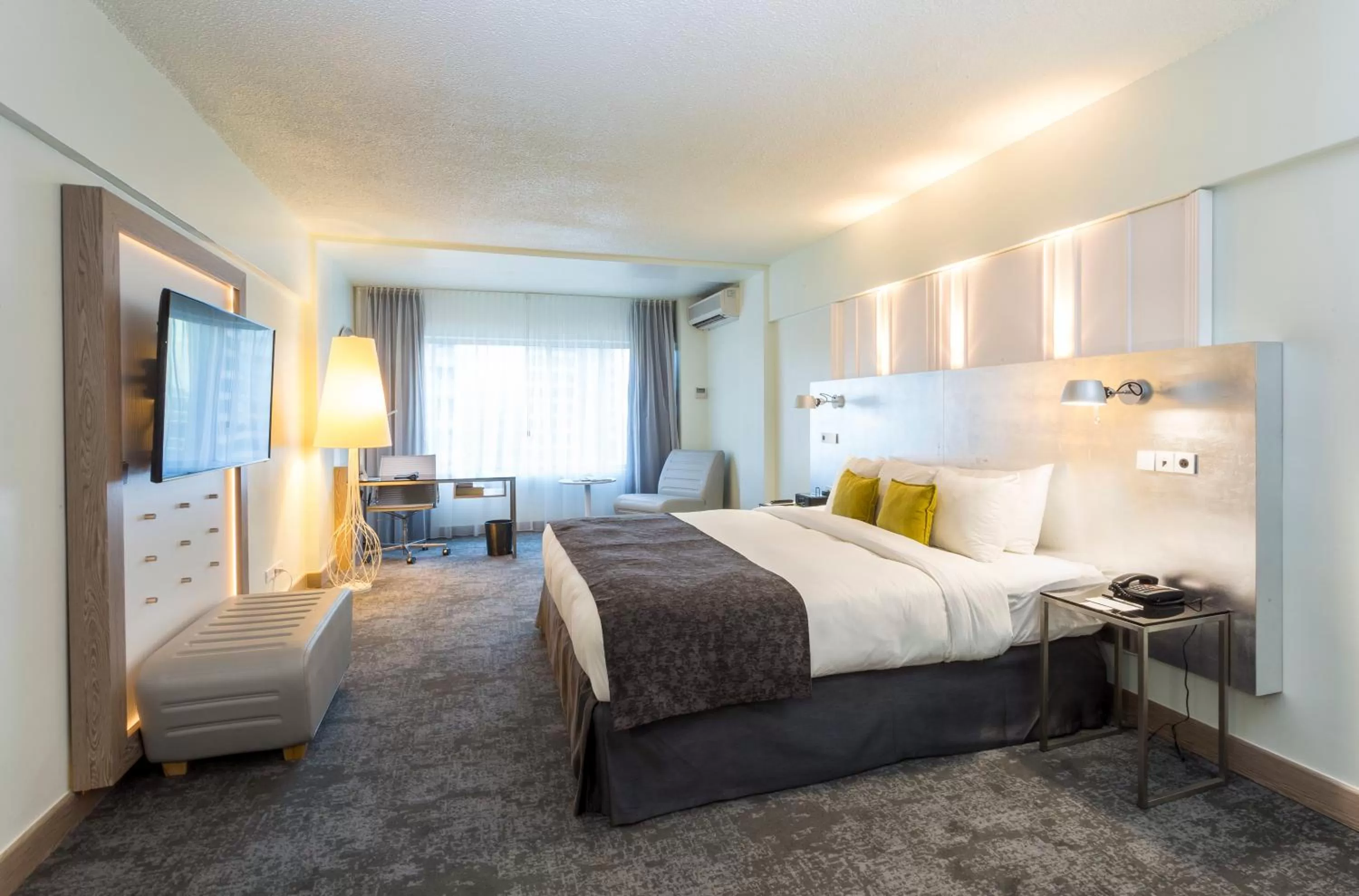 Deluxe Room with One King Bed in Radisson Hotel Trinidad