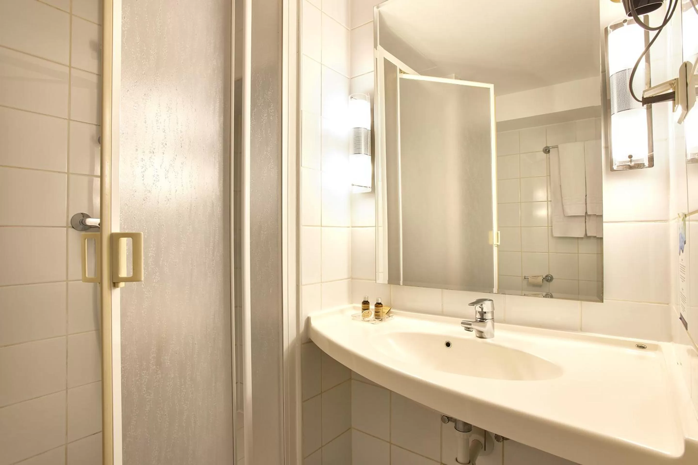 Standard Double Room - single occupancy in MyContinental Bucuresti Gara de Nord