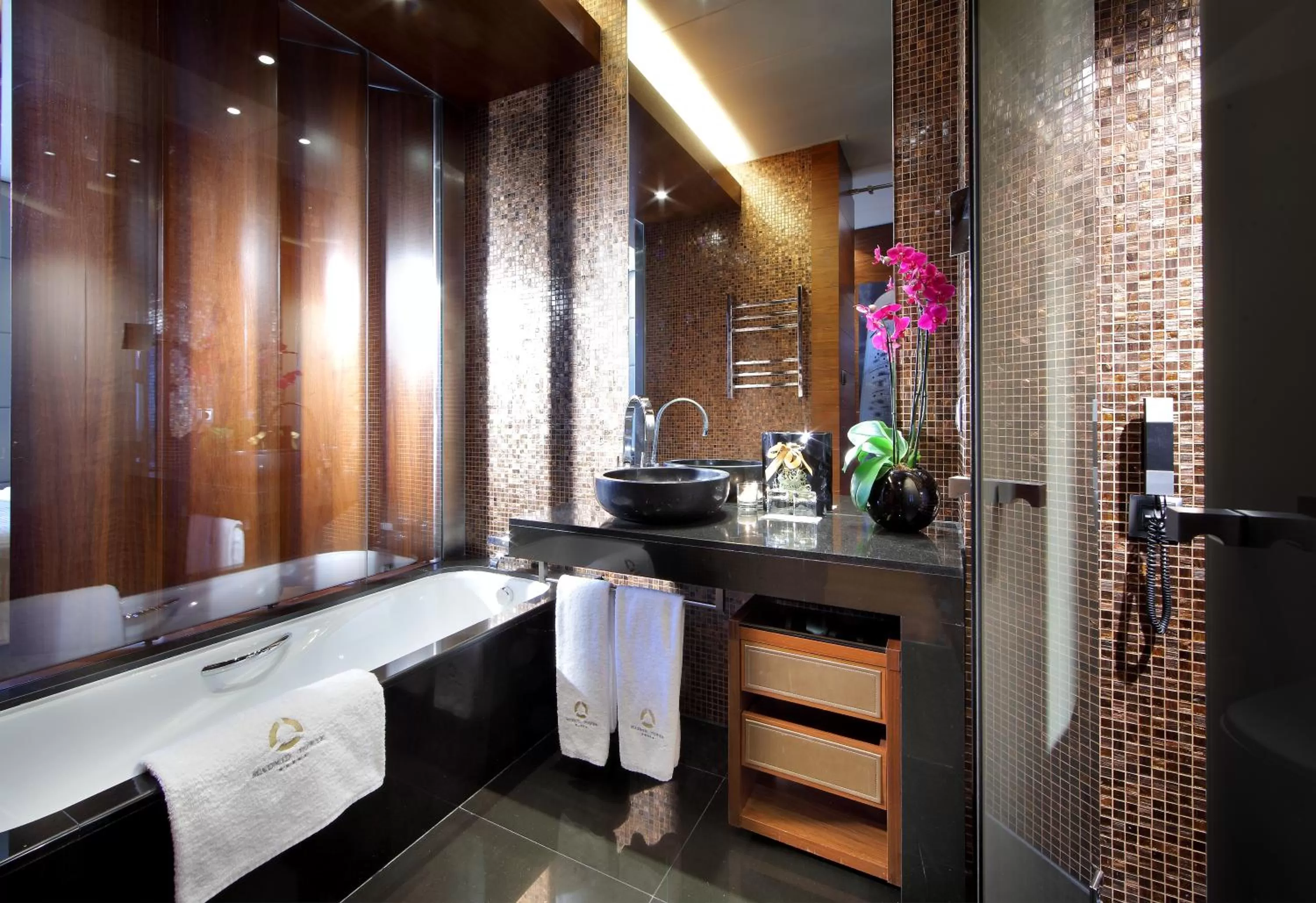 Junior Suite in Eurostars Madrid Tower