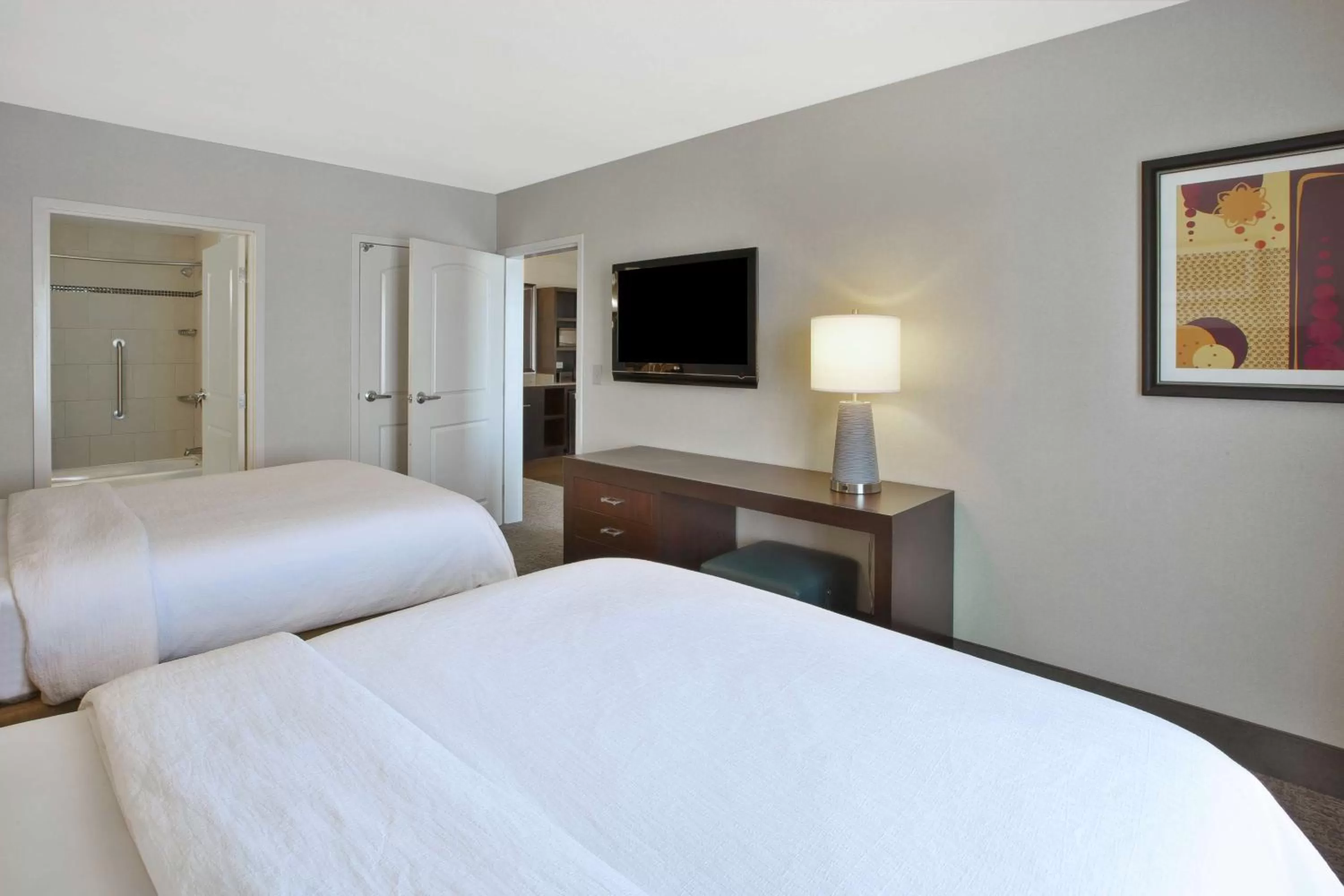Two-Room Queen Suite with Two Queen Beds in Embassy Suites Columbus - Airport