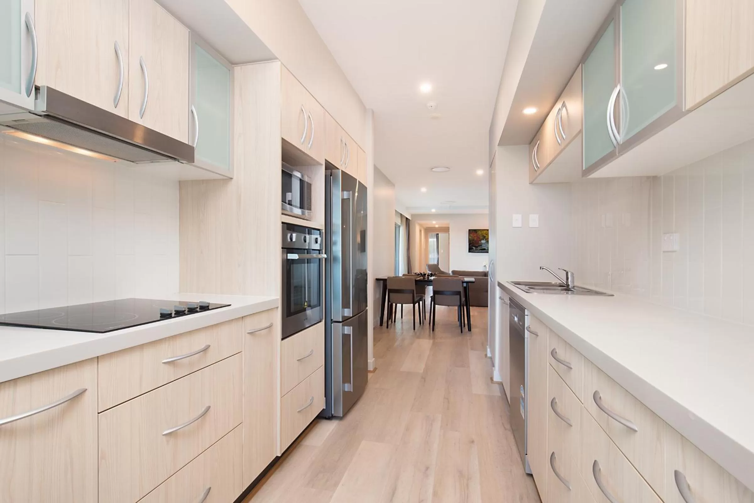 Three-Bedroom Penthouse in Jephson Hotel & Apartments