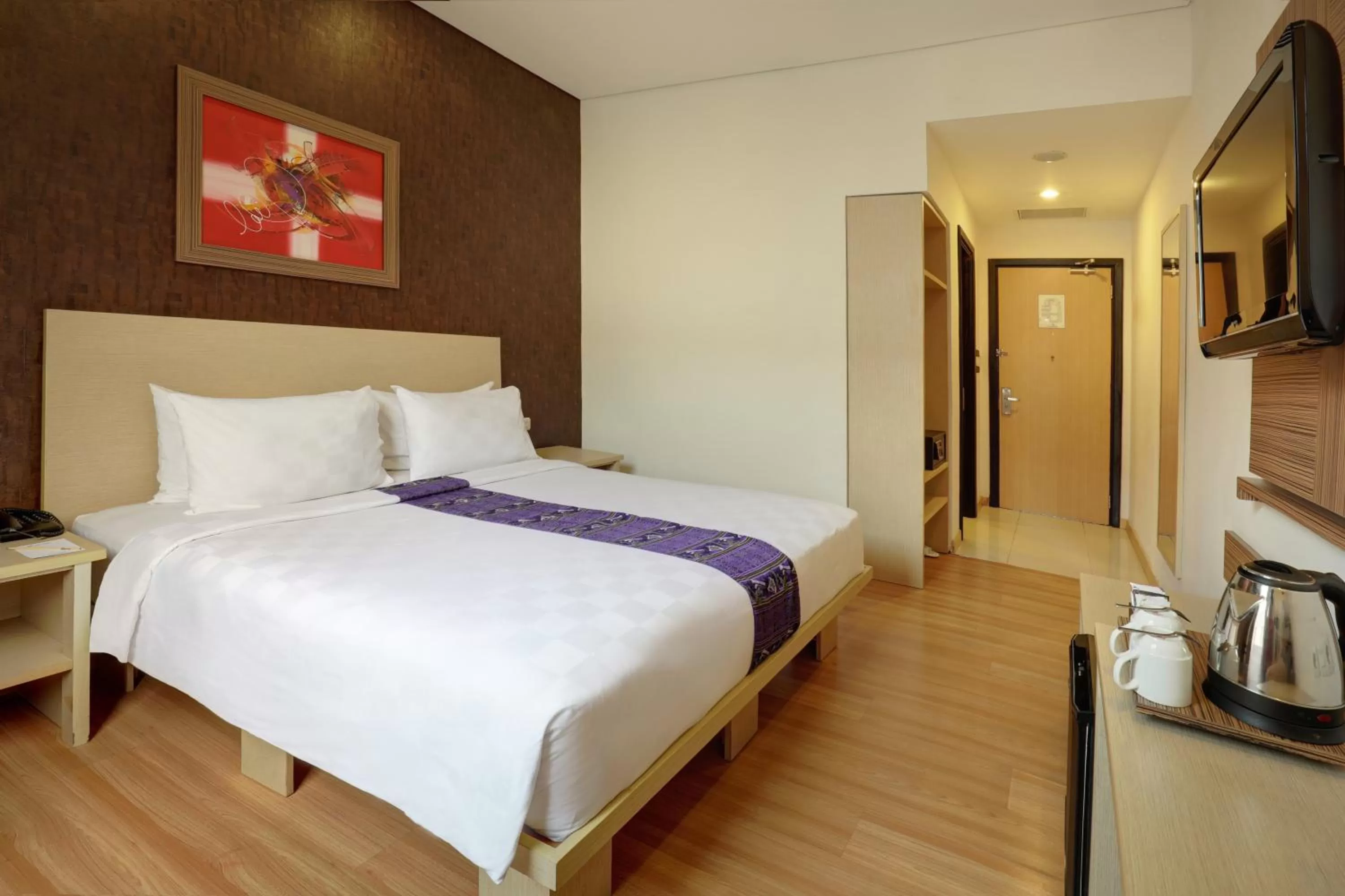 Superior King Room in Swiss-Belinn Panakkukang
