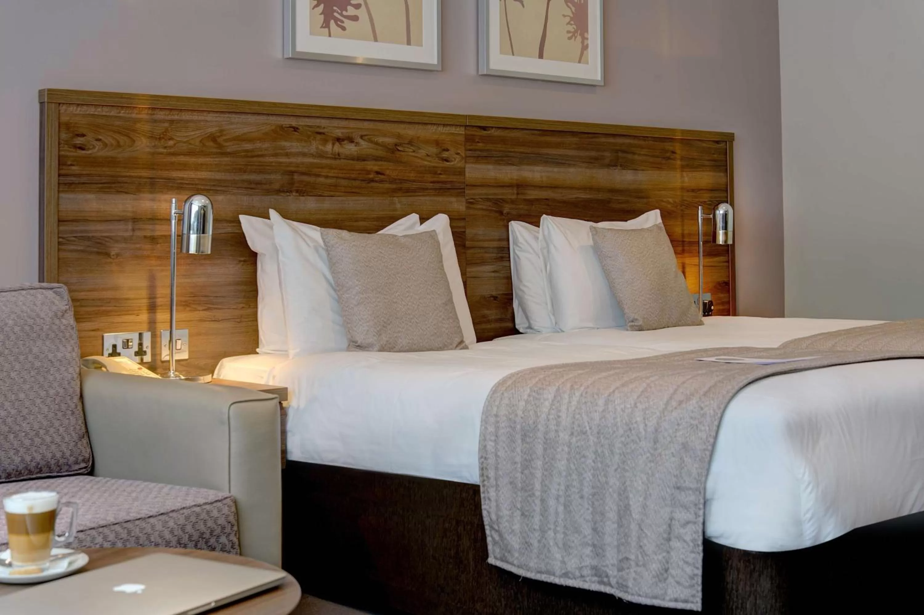 Executive Double Room in Best Western Ship Hotel