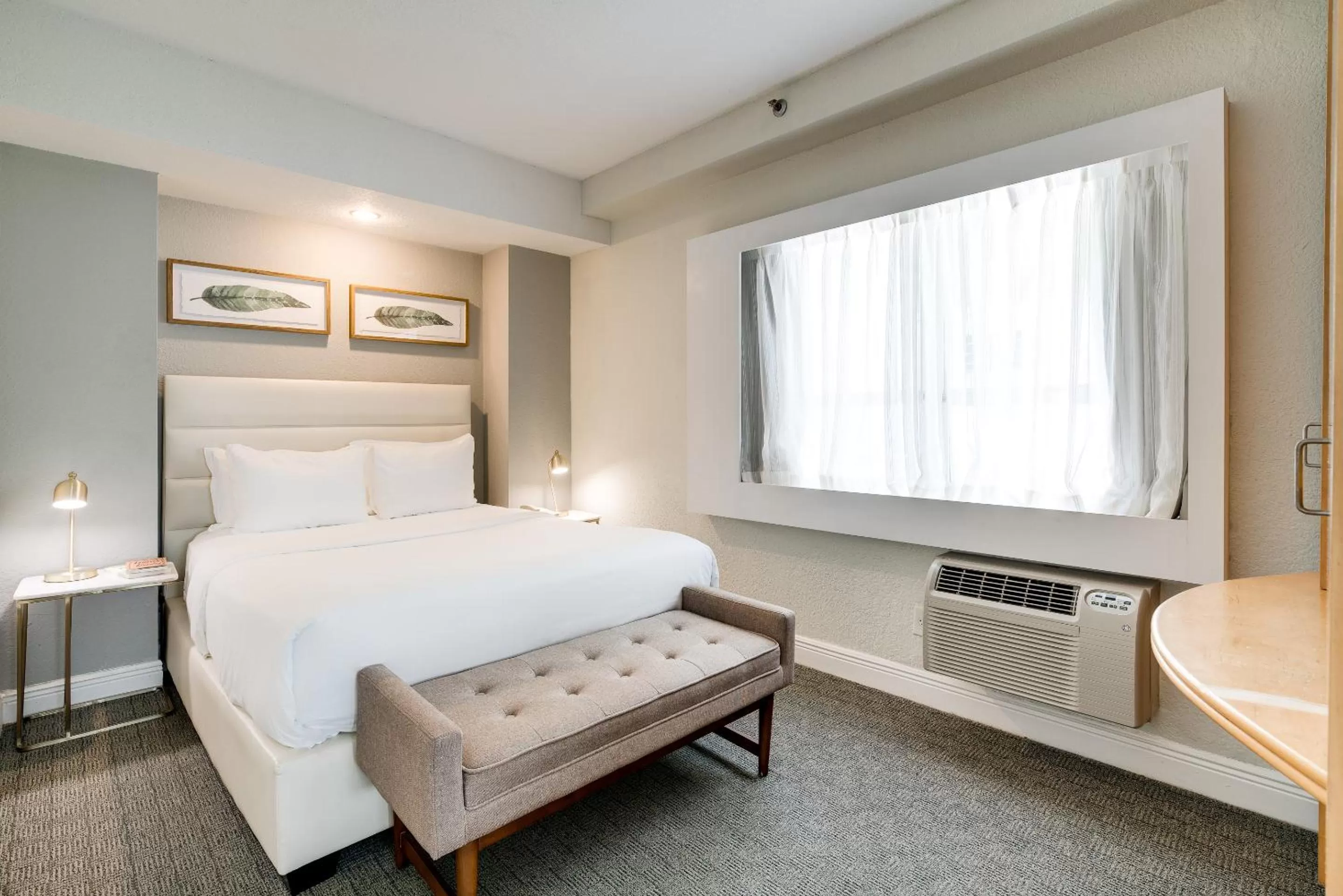 One-Bedroom Suite in Crest Hotel Suites