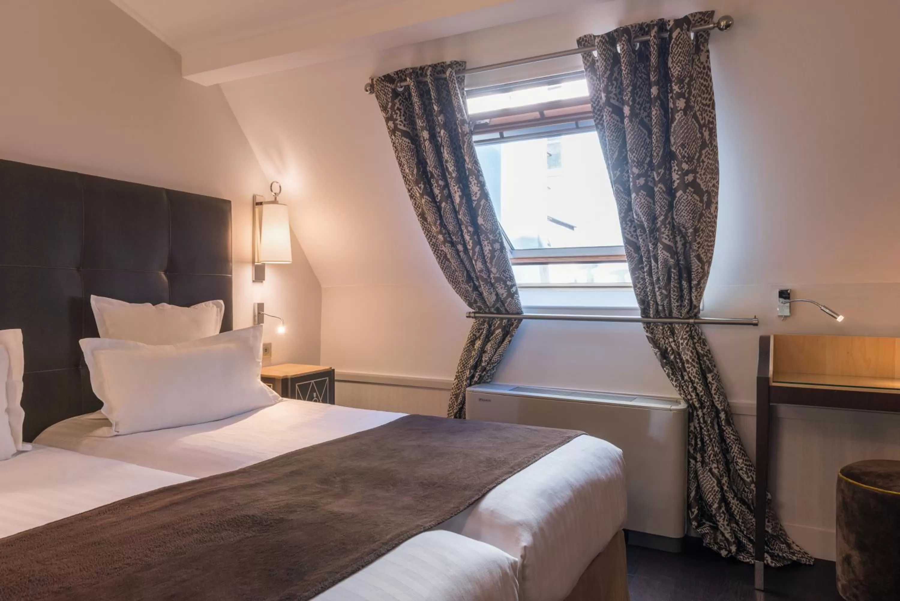 Standard Twin Room in Crystal Hotel