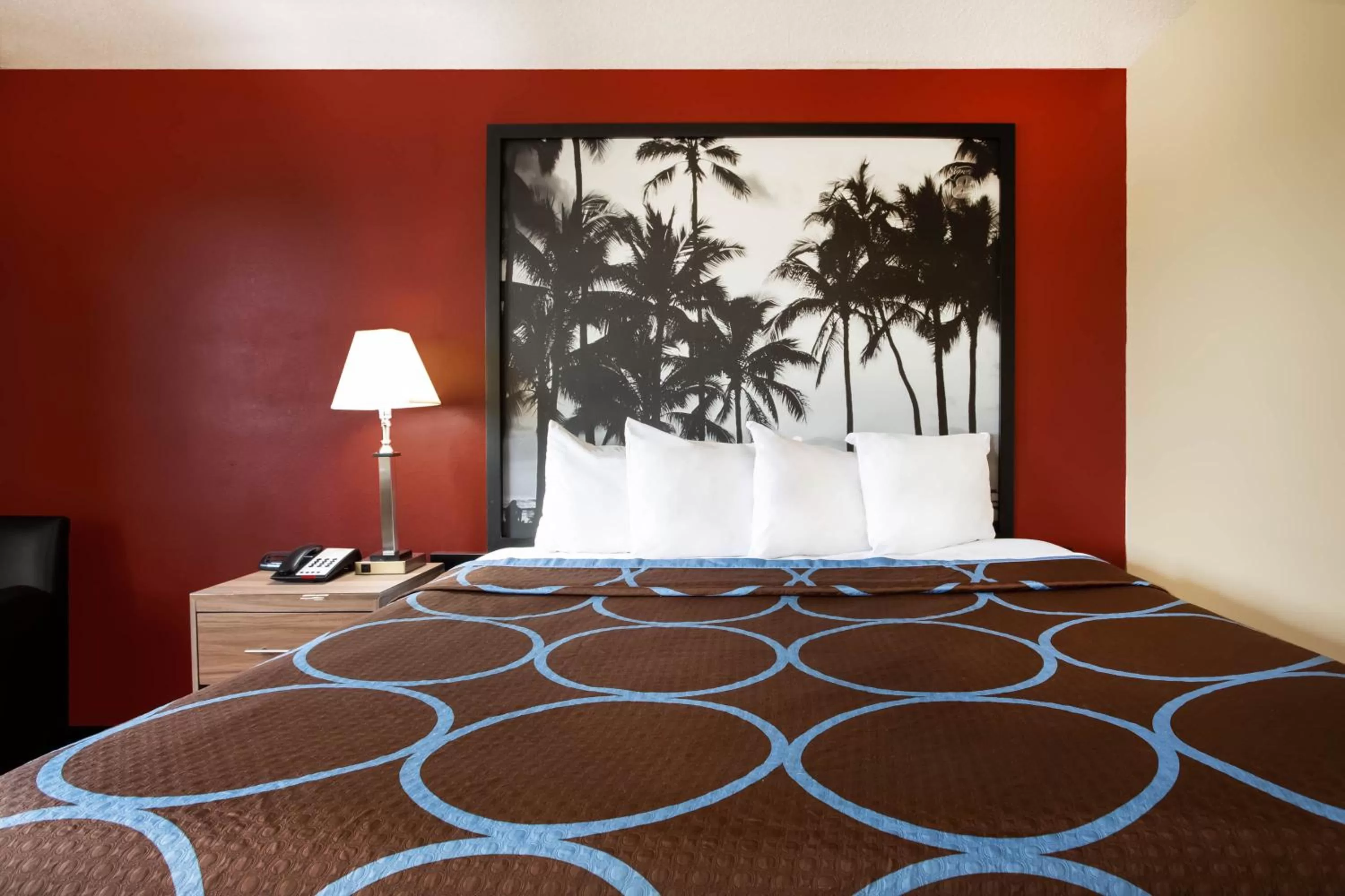 King Room - Non-Smoking in Super 8 by Wyndham Chester/Richmond Area