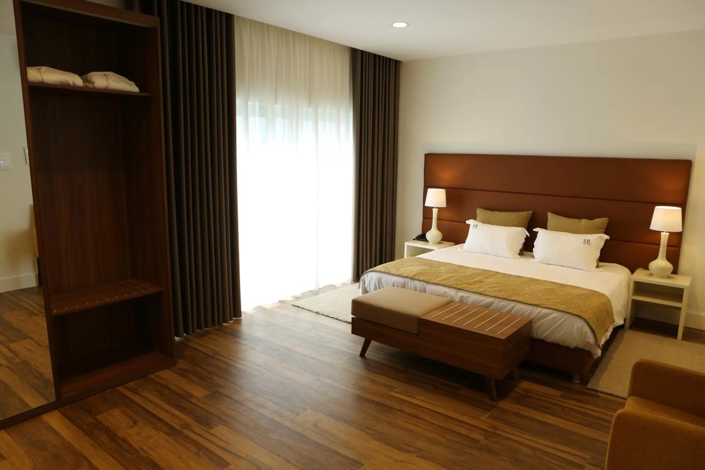 Deluxe Double or Twin Room with Balcony in Hotel Solar do Rebolo