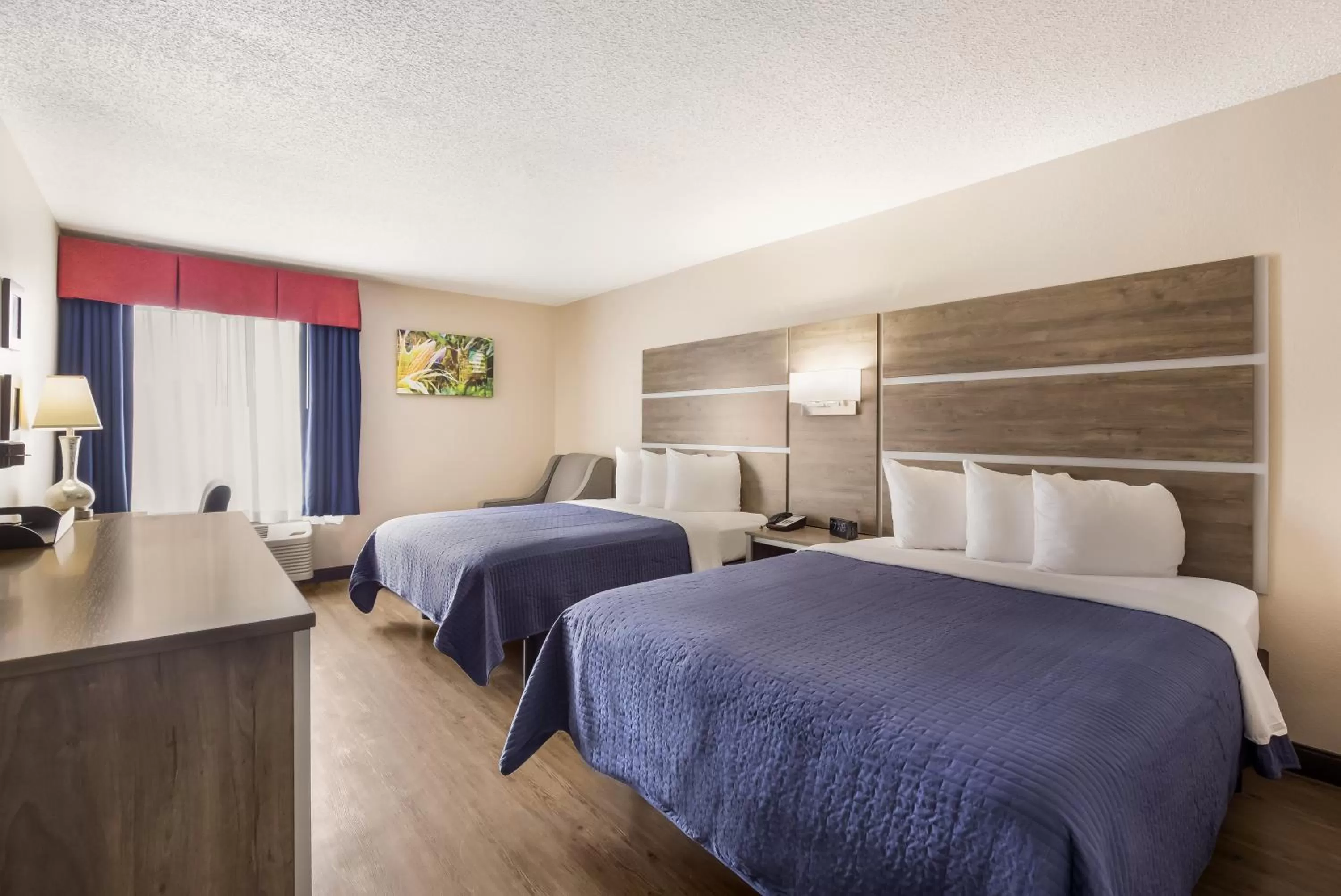 Queen Room with Two Queen Beds - Non-Smoking in Hometown Inn Thomasville