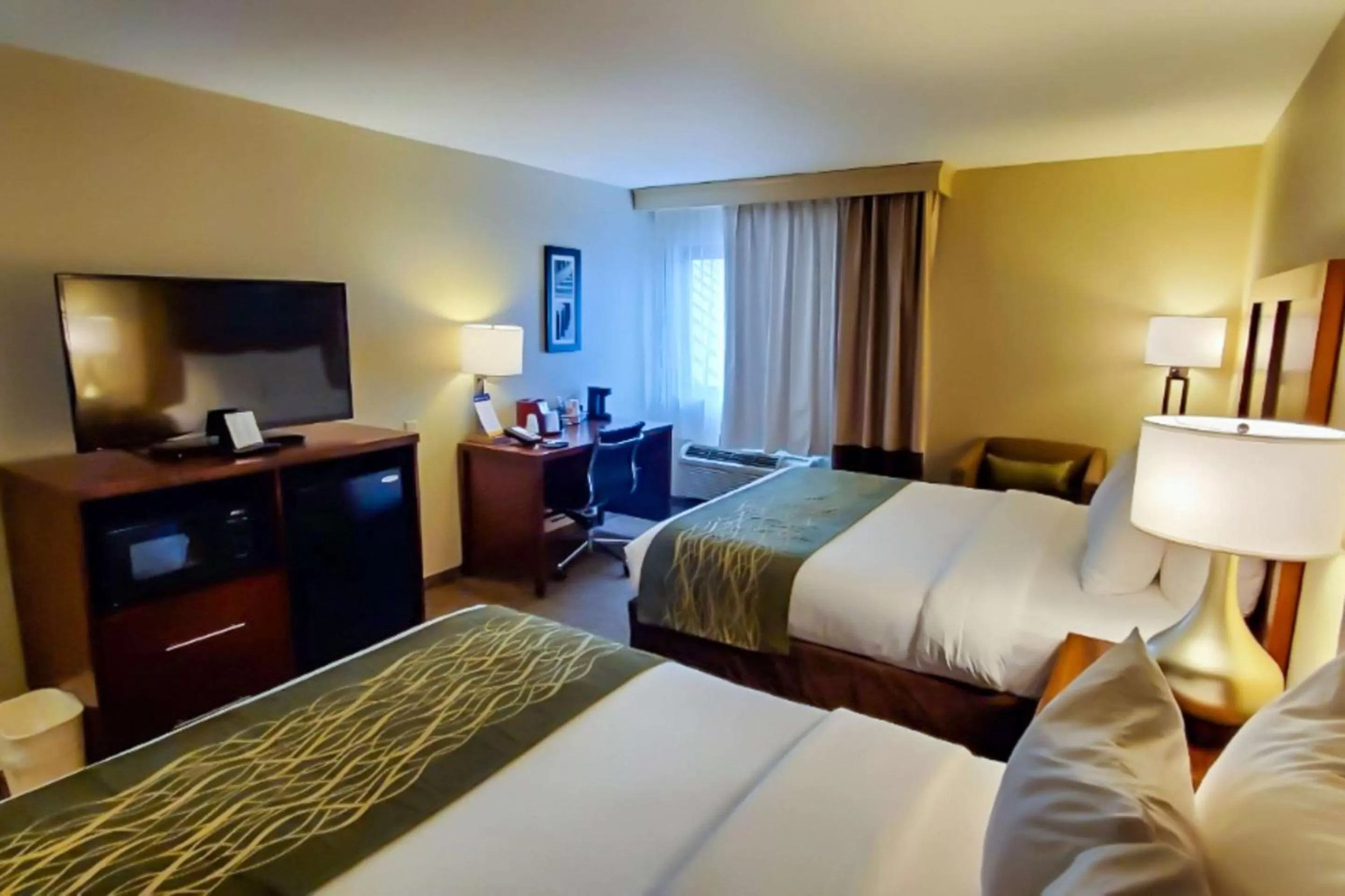 Queen Room with Two Queen Beds - Non-Smoking in Comfort Inn