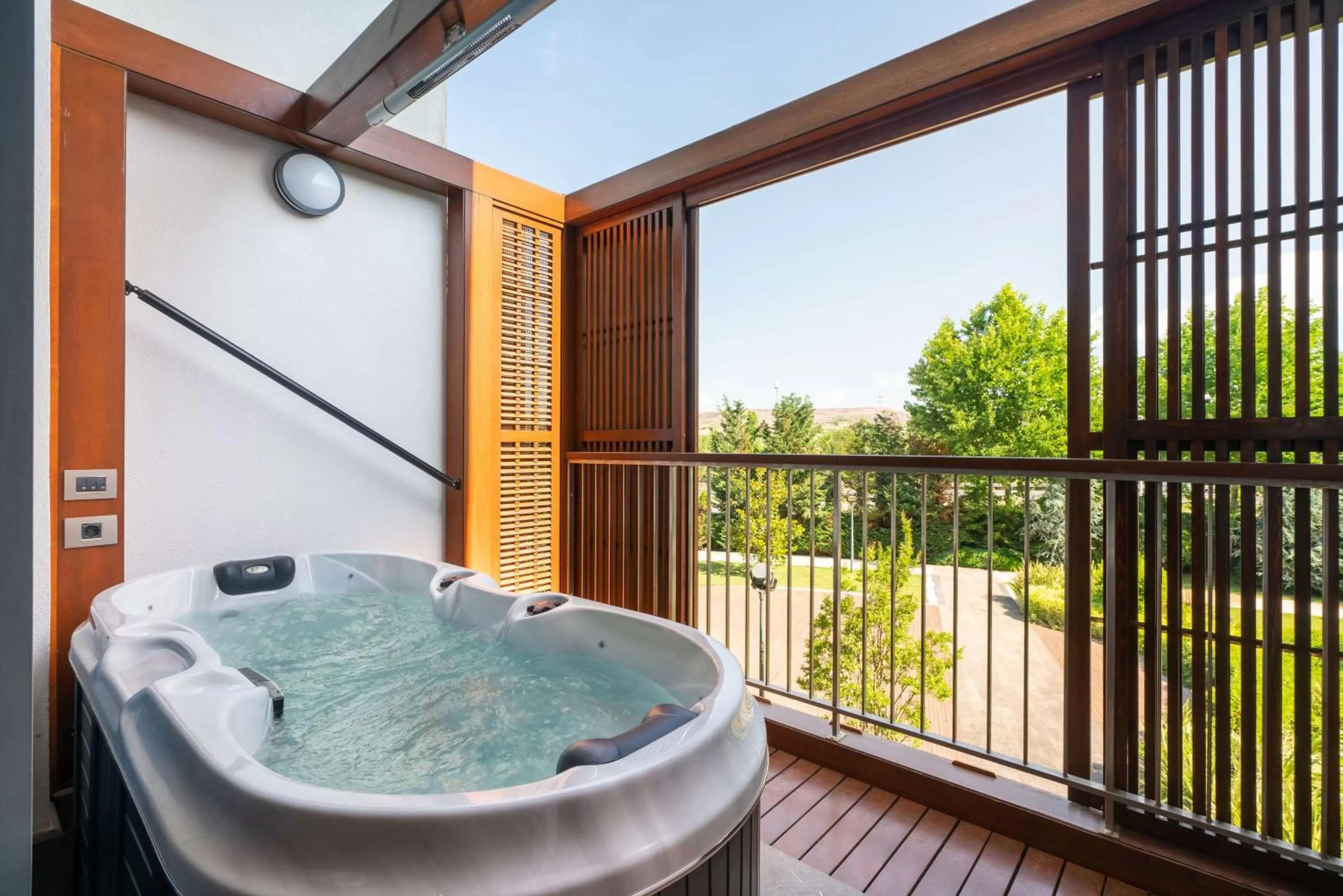 Loft Suite with Jacuzzi in Radisson Blu Hotel & Spa, Istanbul Tuzla