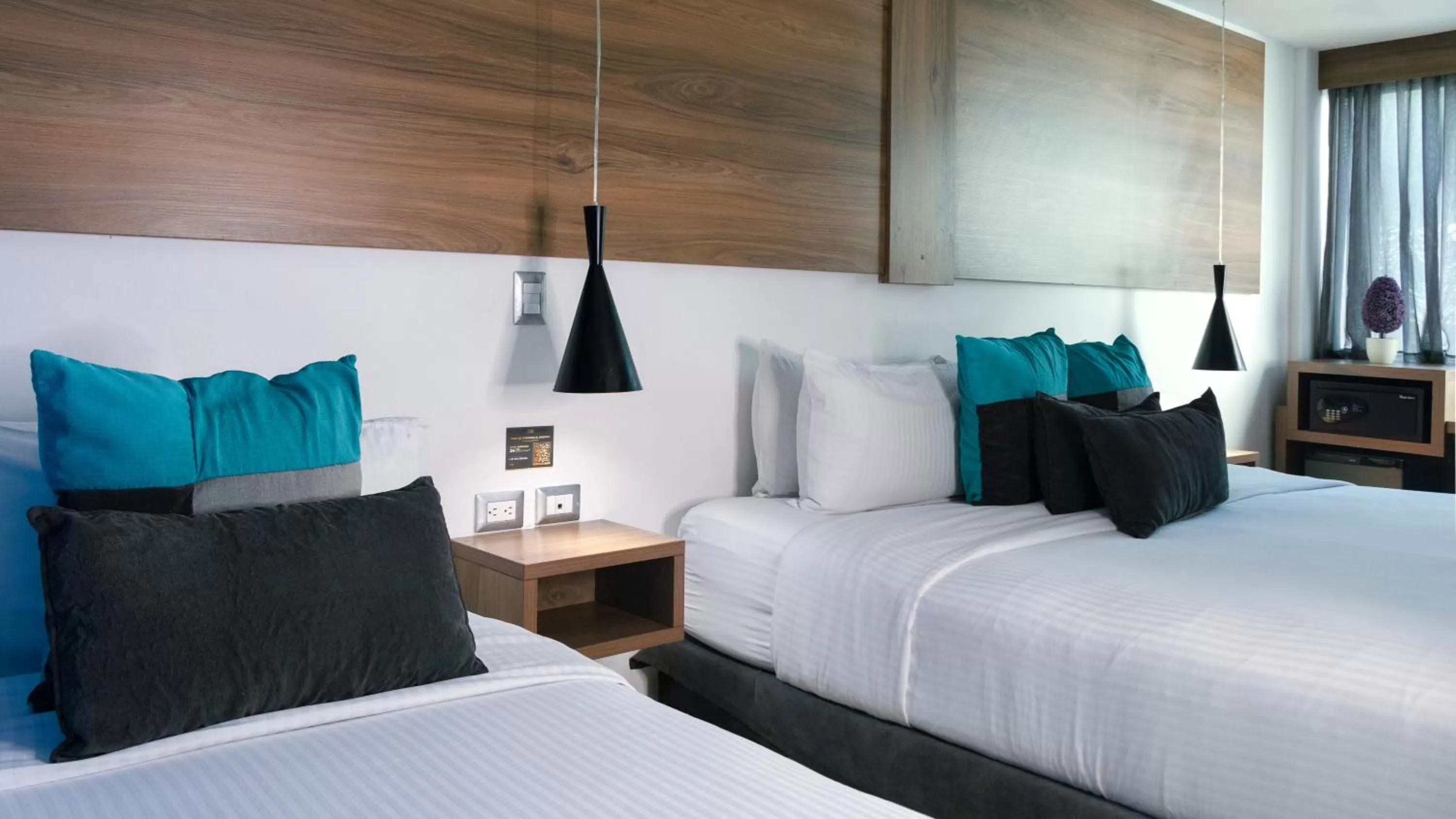 Twin Room in Hotel Blue Concept