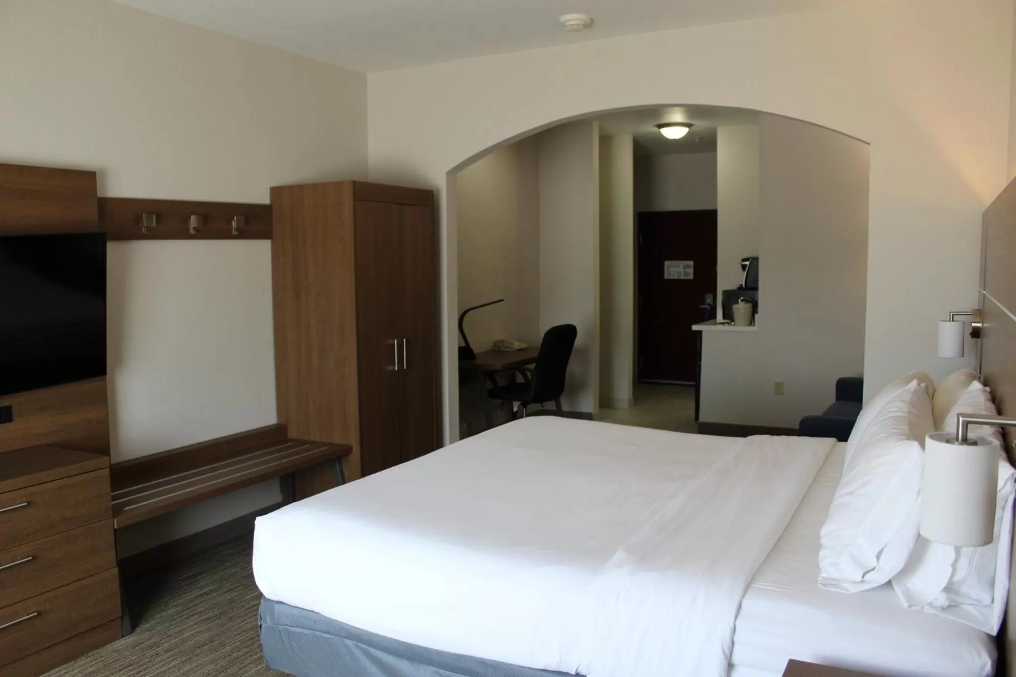 Junior Suite with One King Bed in Holiday Inn Express Ponca City by IHG