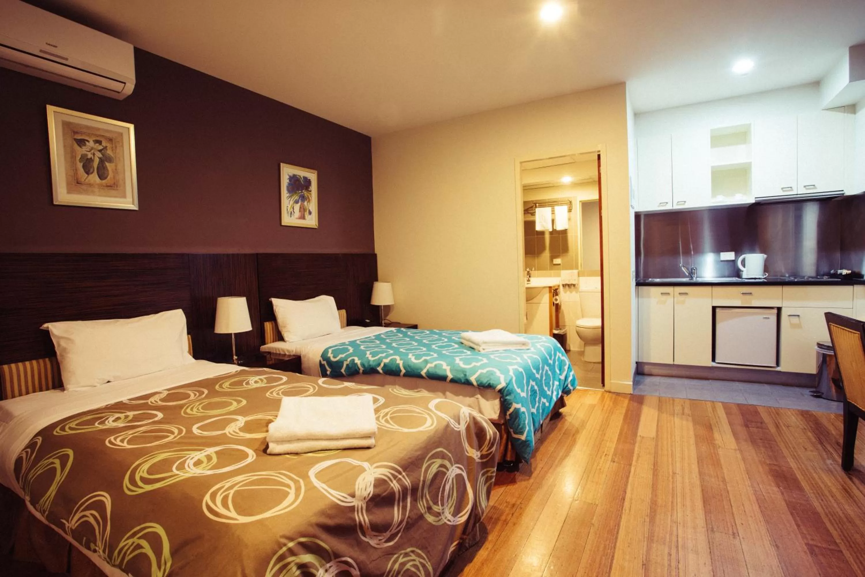 Studio Apartment- Twin in YTI Garden Hotel