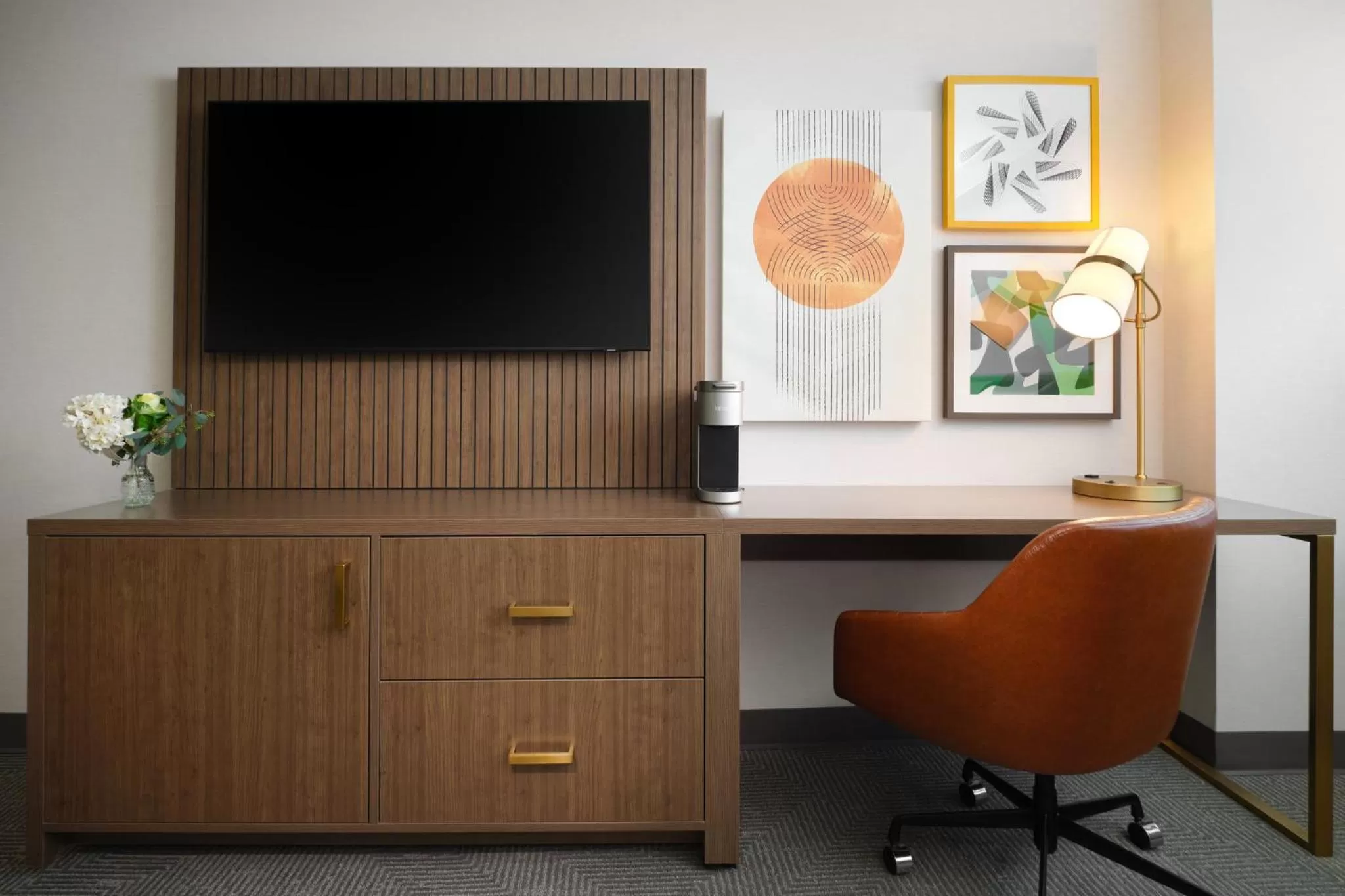 Standard King Room in Holiday Inn Chicago O'Hare - Rosemont by IHG