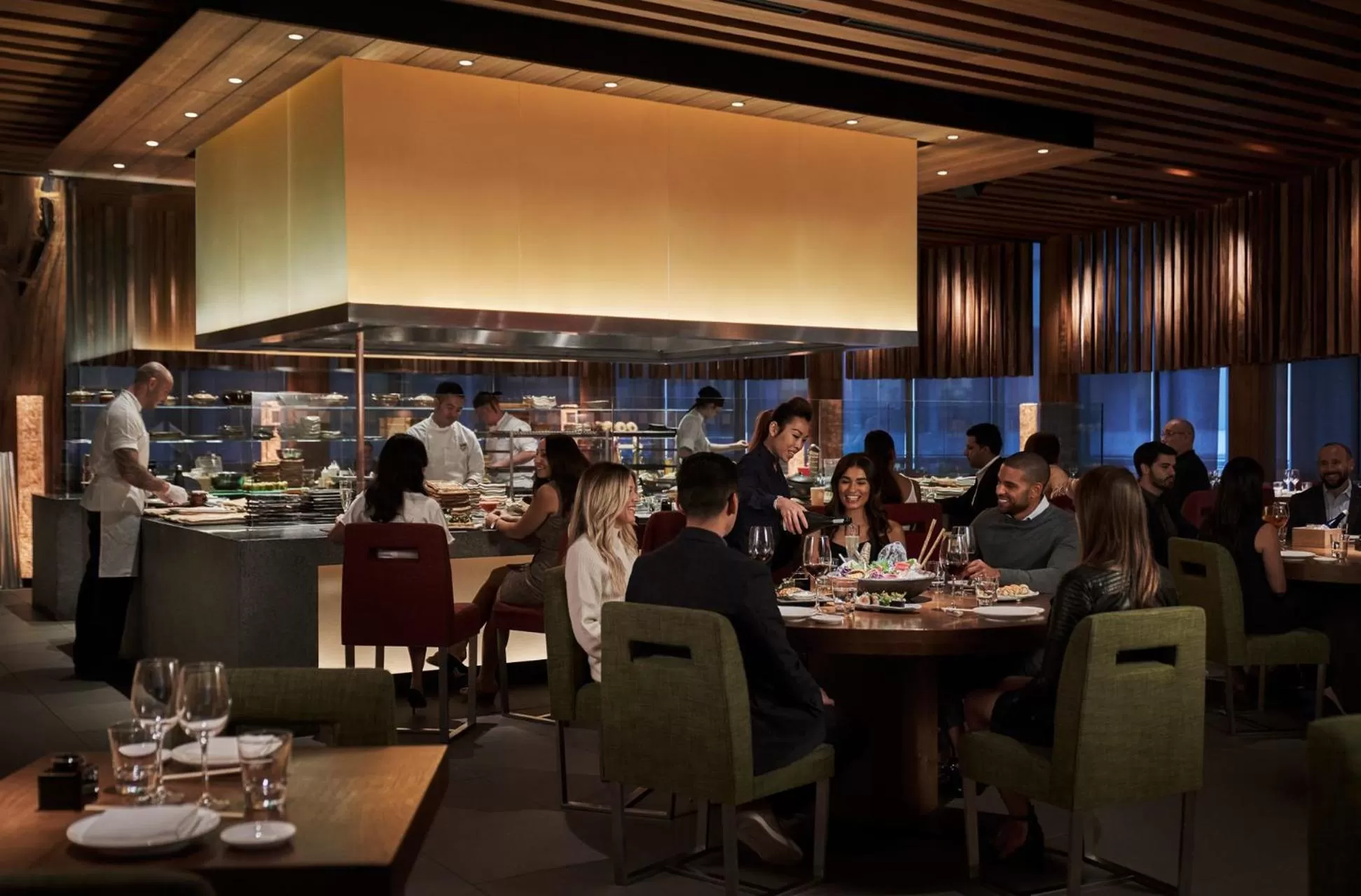 Restaurant/places to eat in Four Seasons Hotel One Dalton Street, Boston
