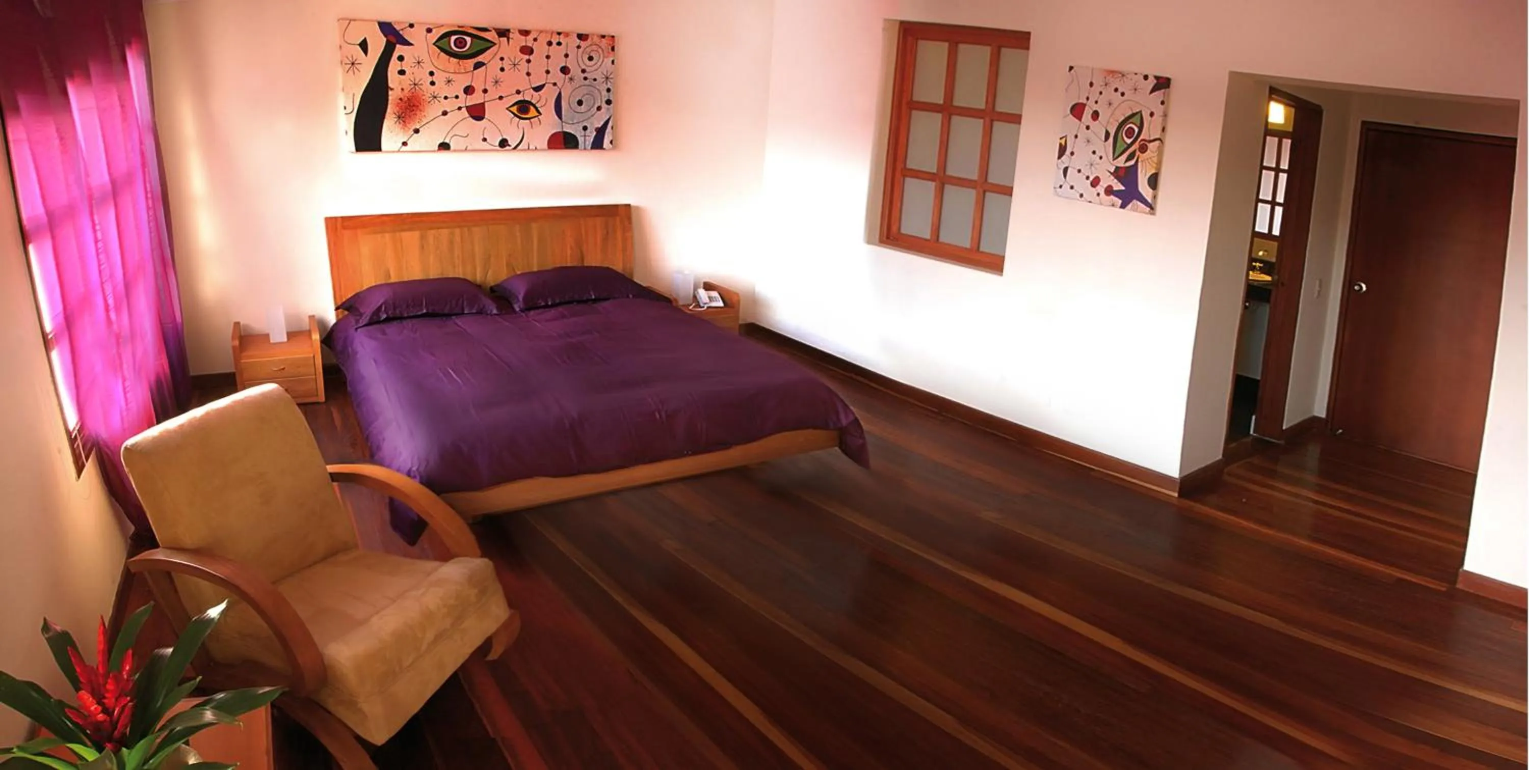 Basic Double Room in Hotel Casa Deco
