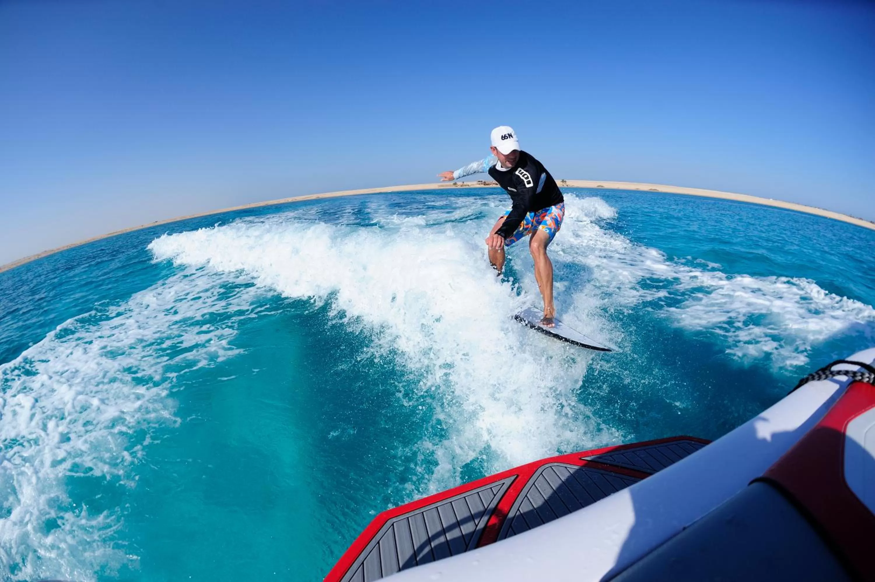 Windsurfing in The Breakers Diving and Surfing Lodge Soma Bay