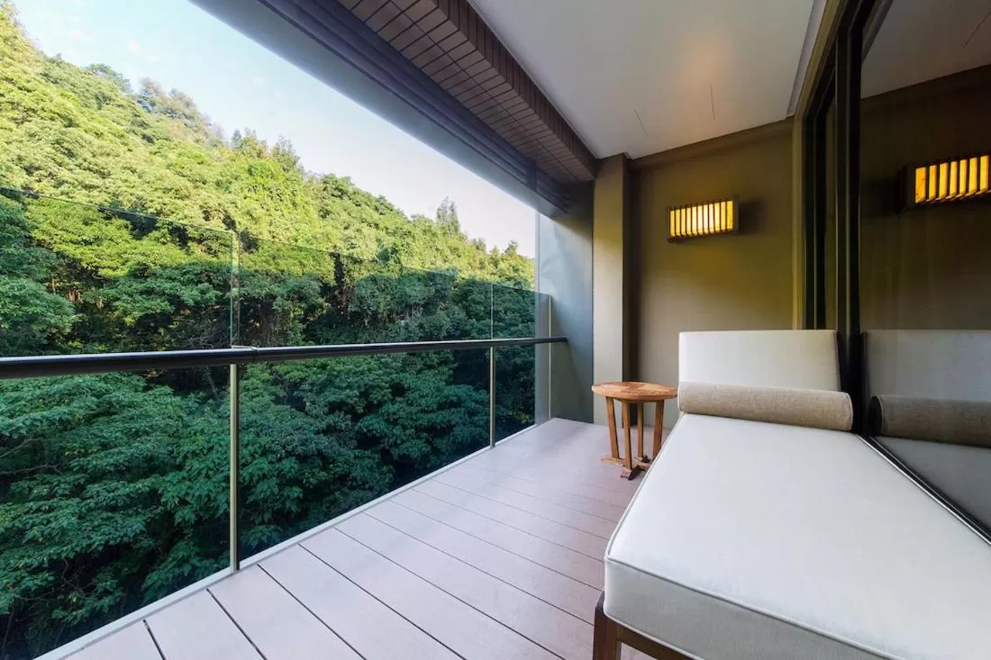 Superior Twin Room in Grand View Resort Beitou