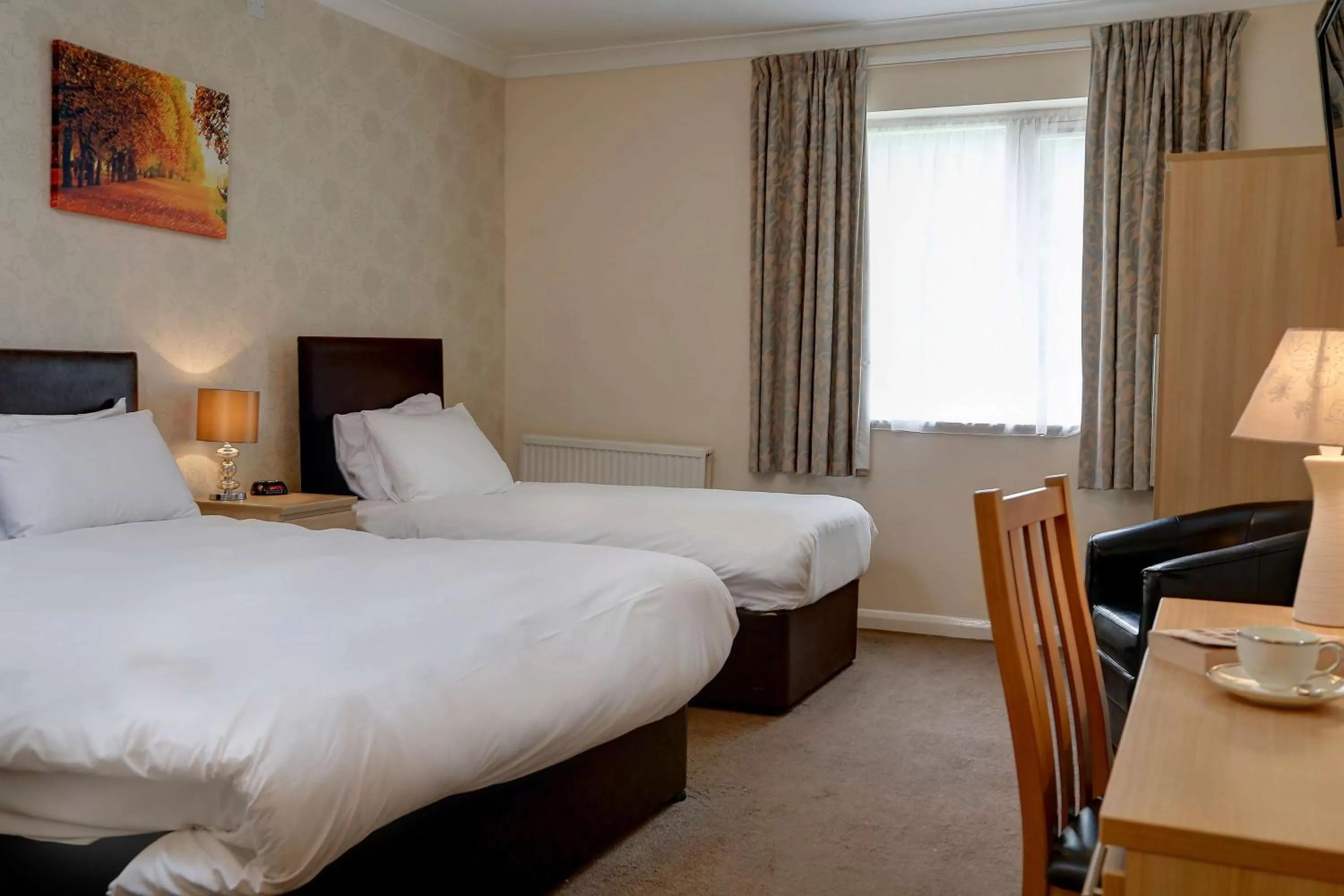 Family Room with Double and Single Beds in Best Western The Royal Chase Hotel