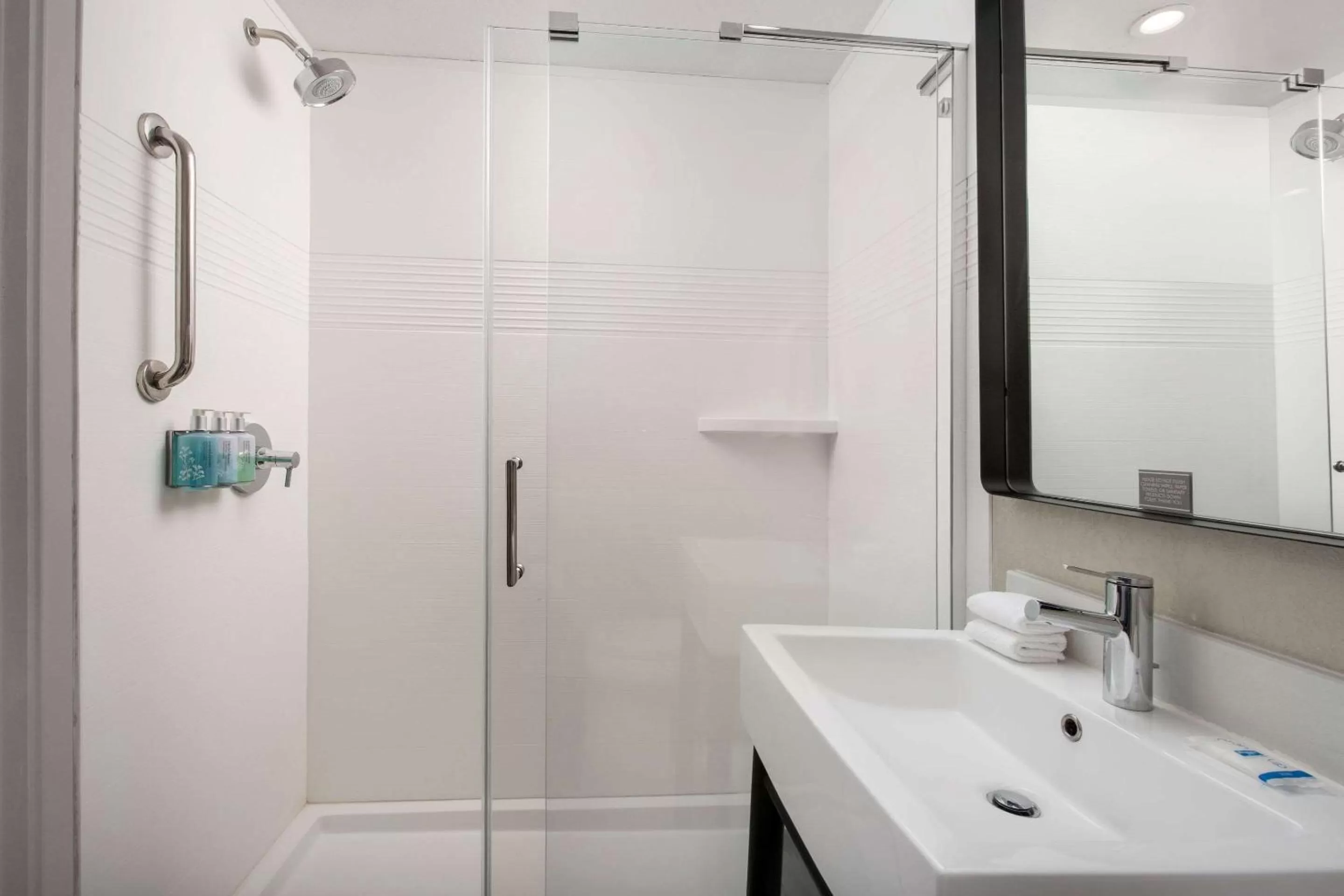 King Room - Non-Smoking in Rodeway Inn St Augustine Historic District