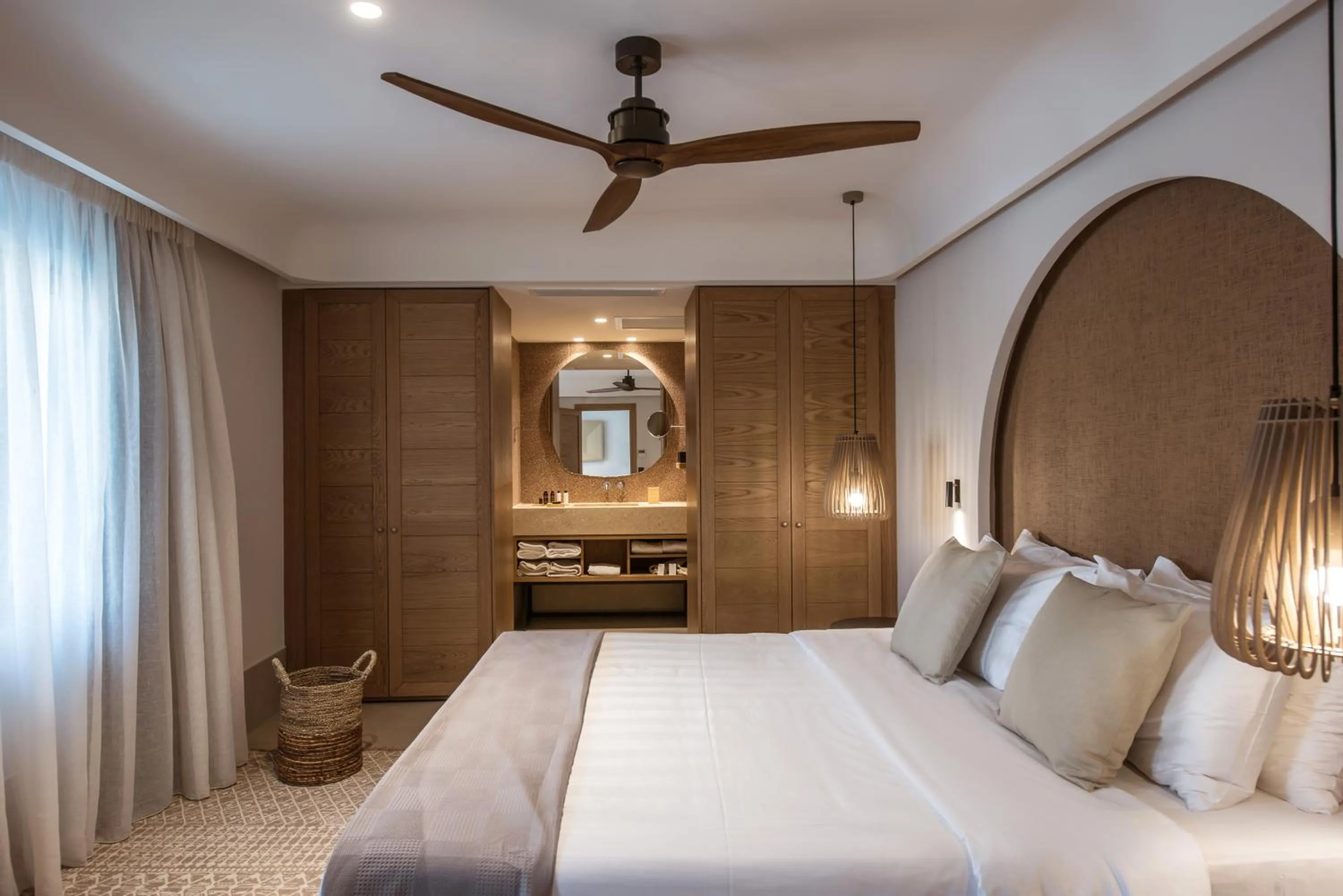 Junior Suite Swim Up in Paralos Venus Suites Adults Only