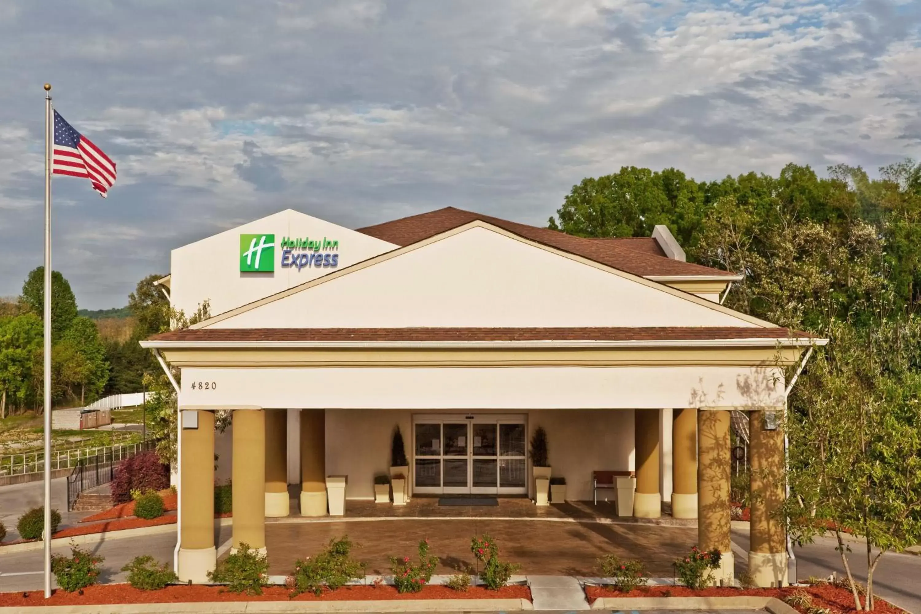 Holiday Inn Express & Suites Chattanooga-Hixson by IHG Holiday Inn Express & Suites Chattanooga-Hixson by IHG