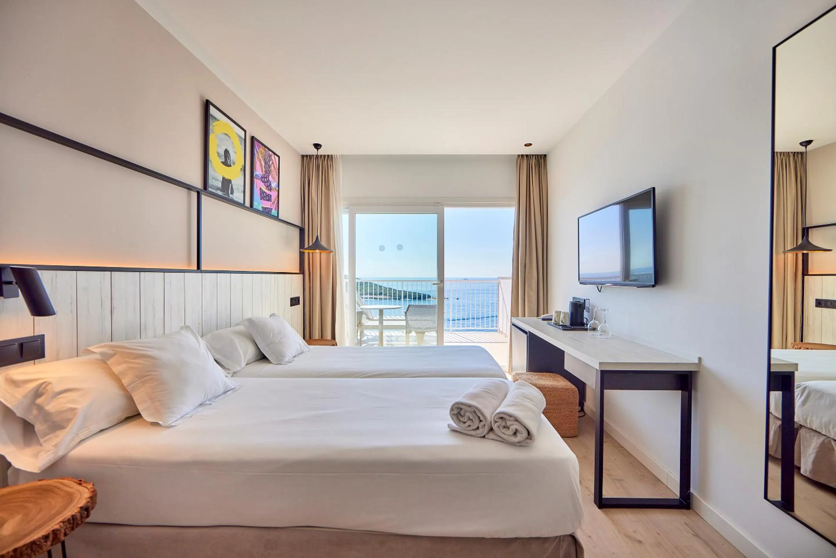 Double or Twin Room with Sea View in Hotel Florida Magaluf - Adults Only