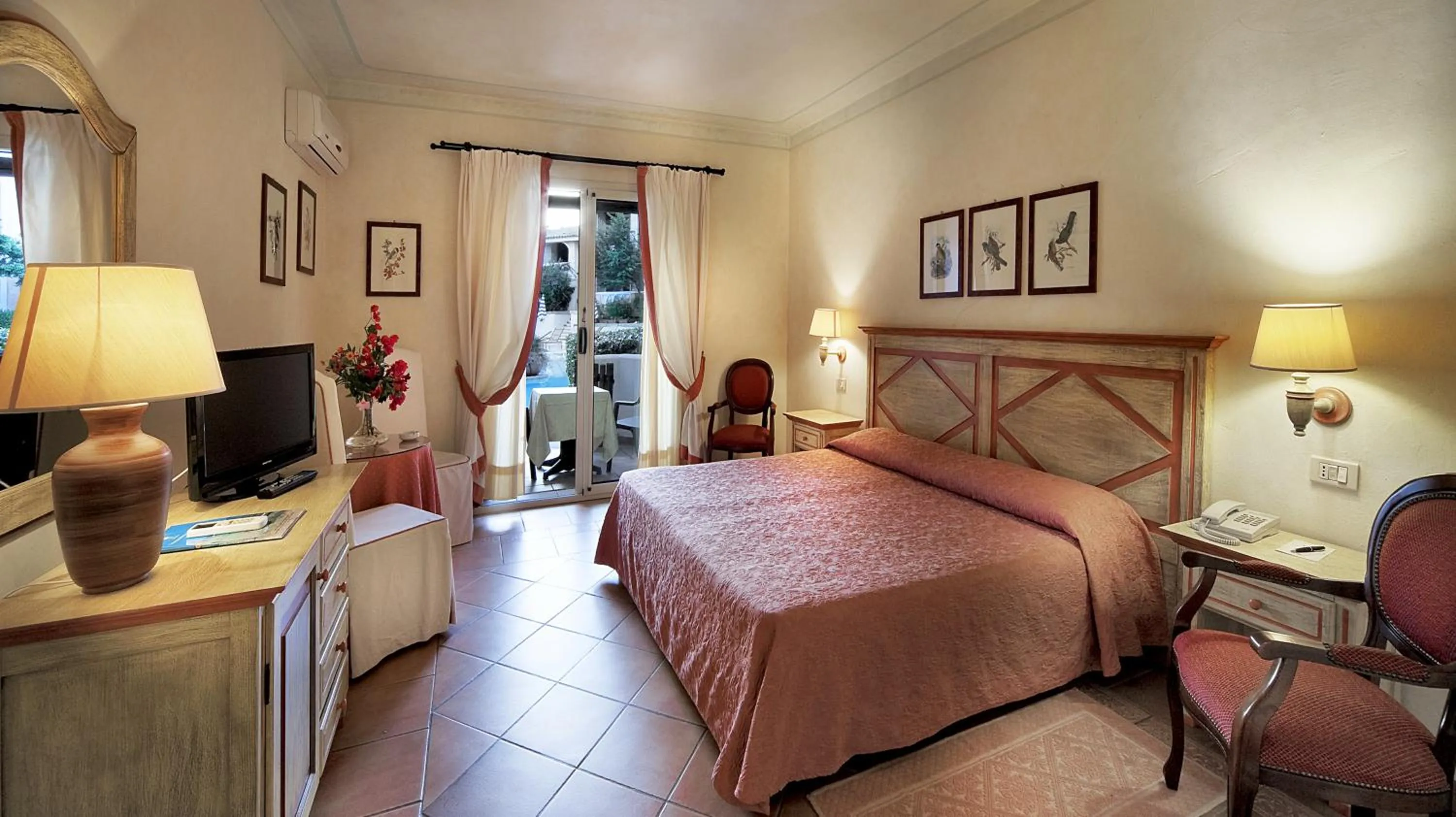 Double Room in Colonna Park Hotel