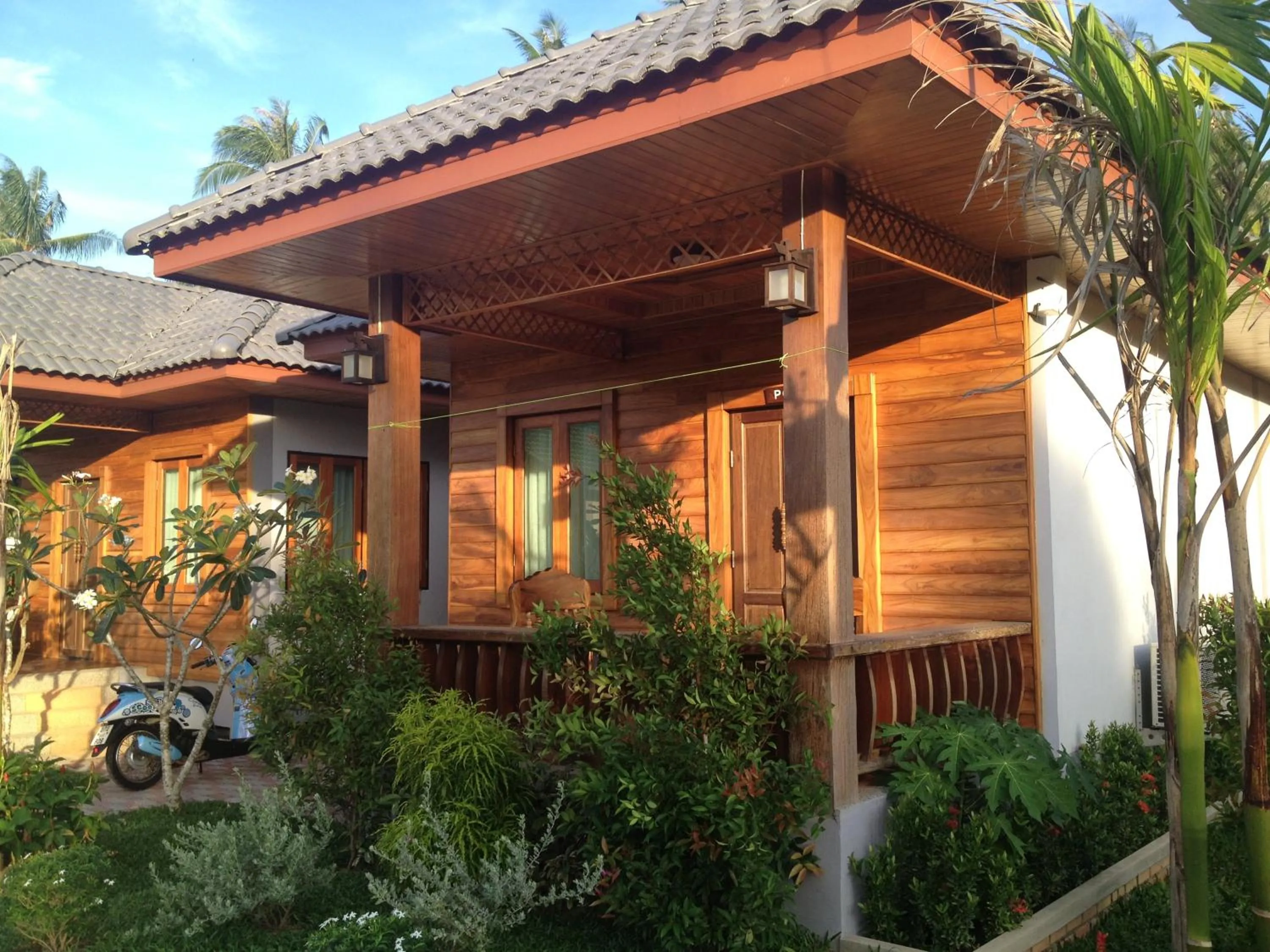 Deluxe Bungalow Twin Bed in Khum Laanta Resort - SHA Extra Plus