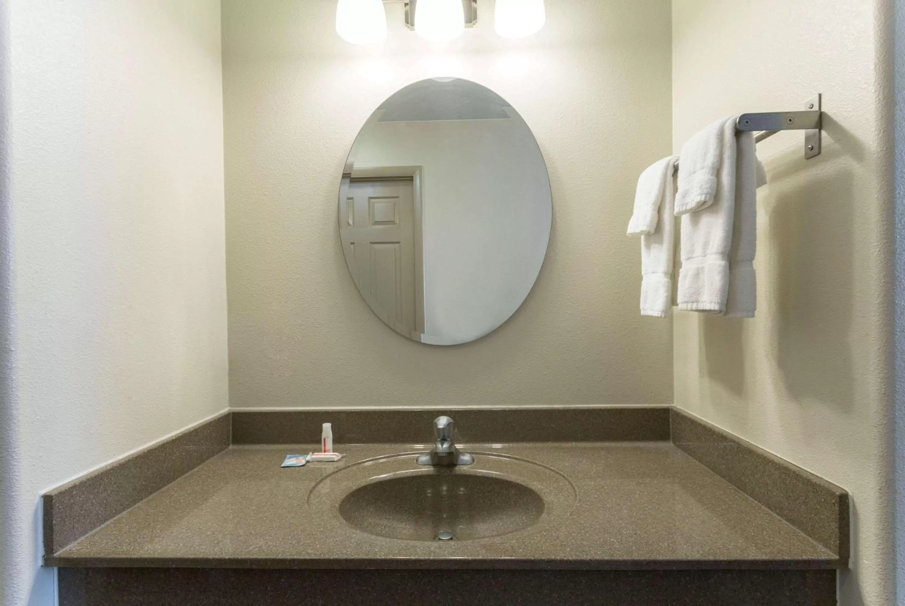 Queen Room with Two Queen Beds - Non-Smoking in Days Inn by Wyndham Beaver