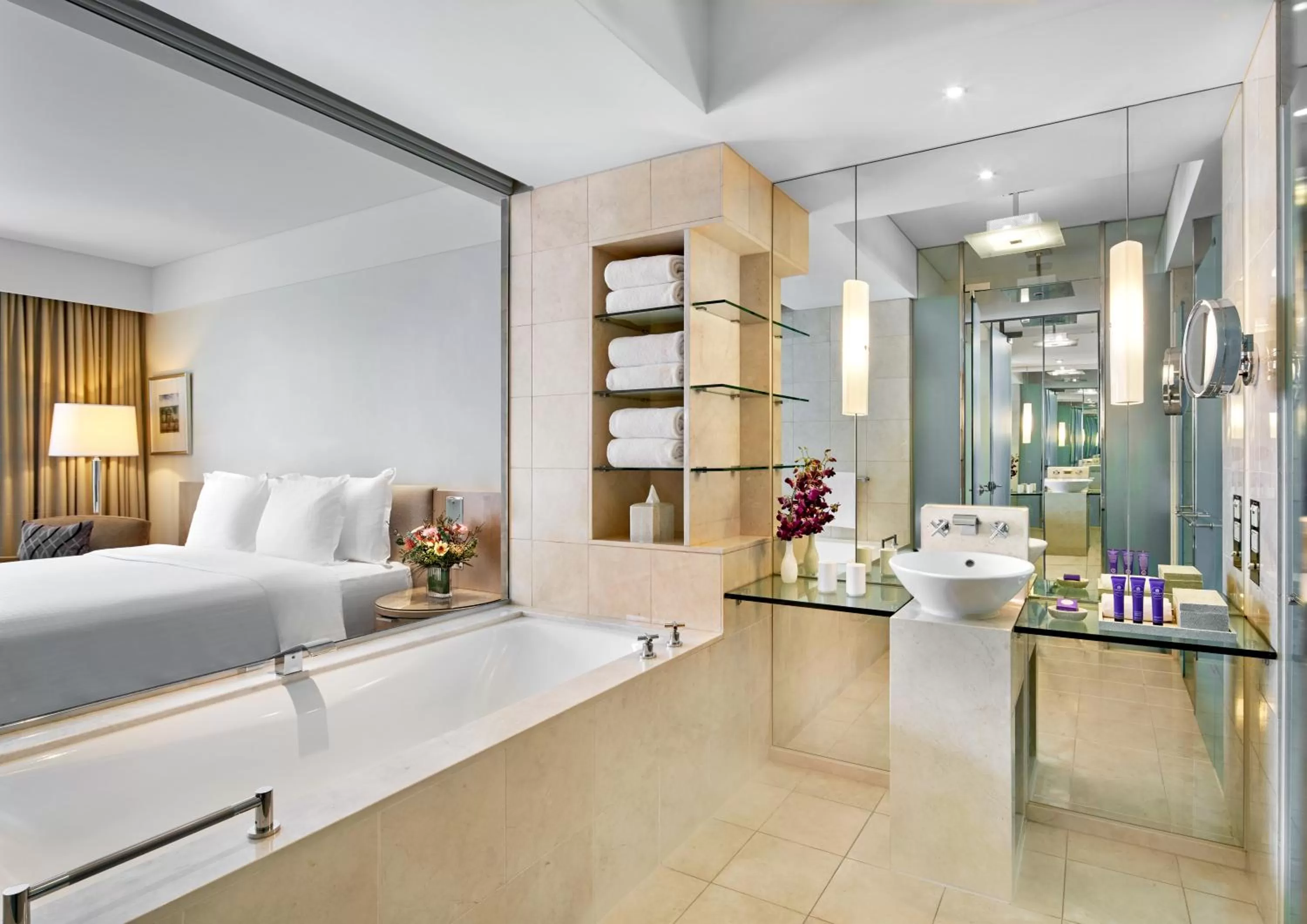 Executive Superior King Room - Club Access in The Fullerton Hotel Sydney