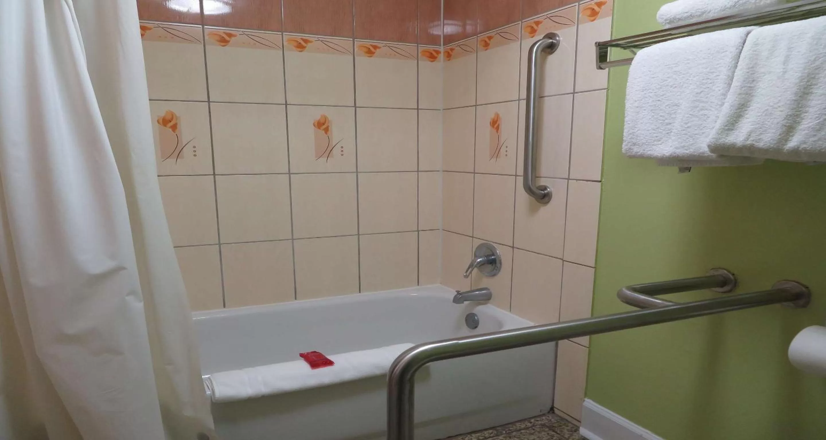 King Suite with Mobility Accessible Tub in SureStay Plus Hotel by Best Western St Marys Cumberland