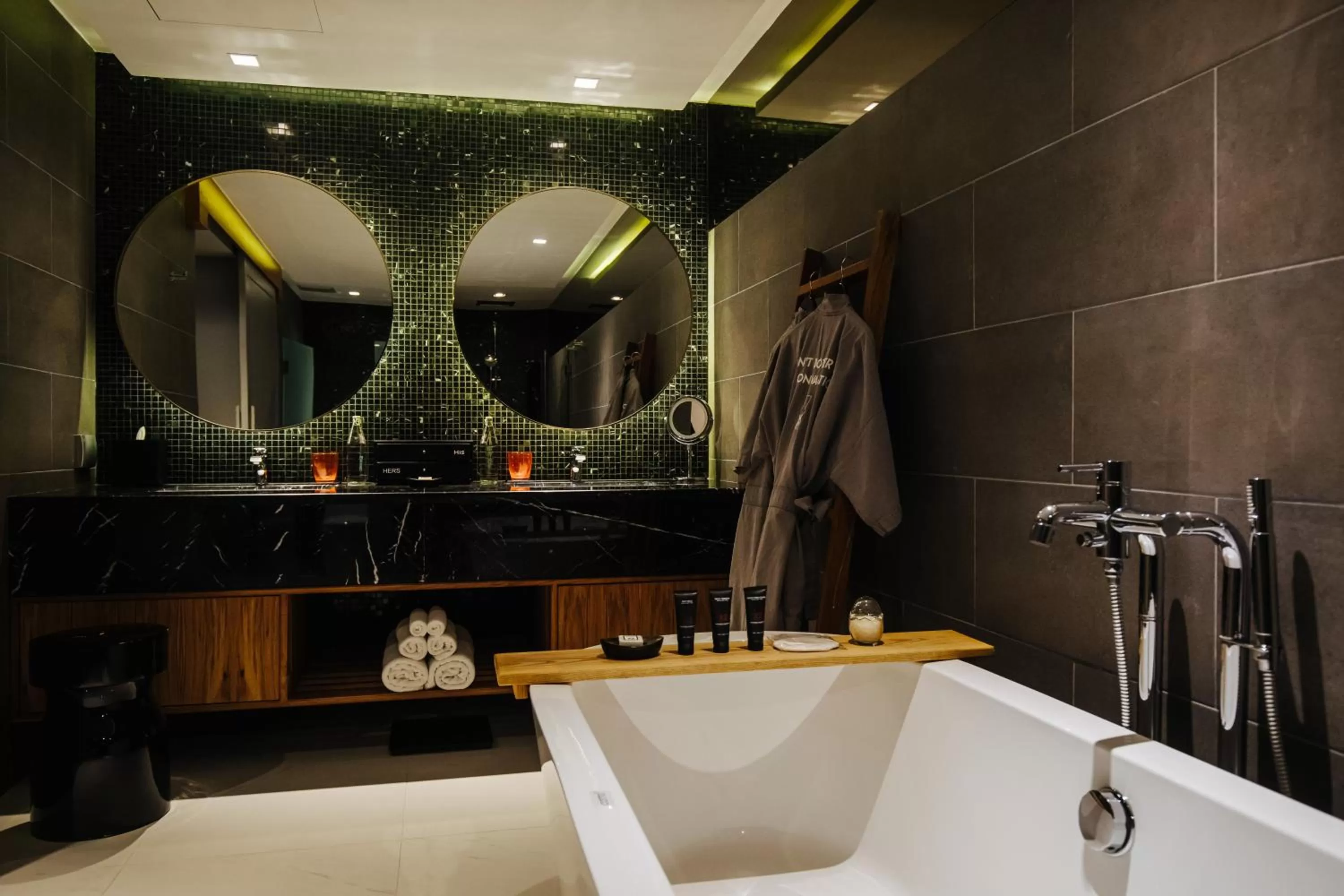 Pool Suite in Cross Chiang Mai Riverside