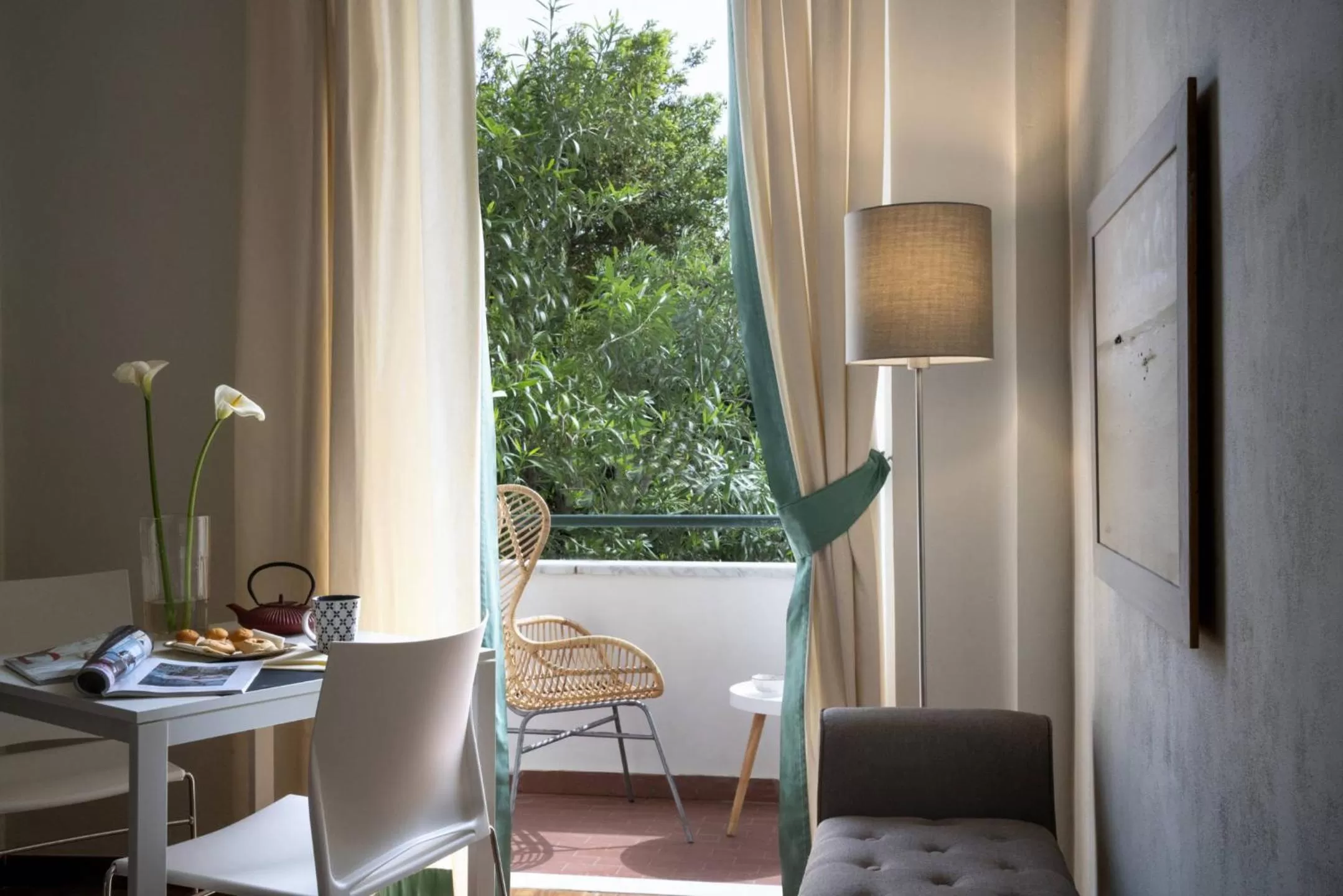 Two-Bedroom Classic Apartment with Garden View - Annex in Palace Hotel